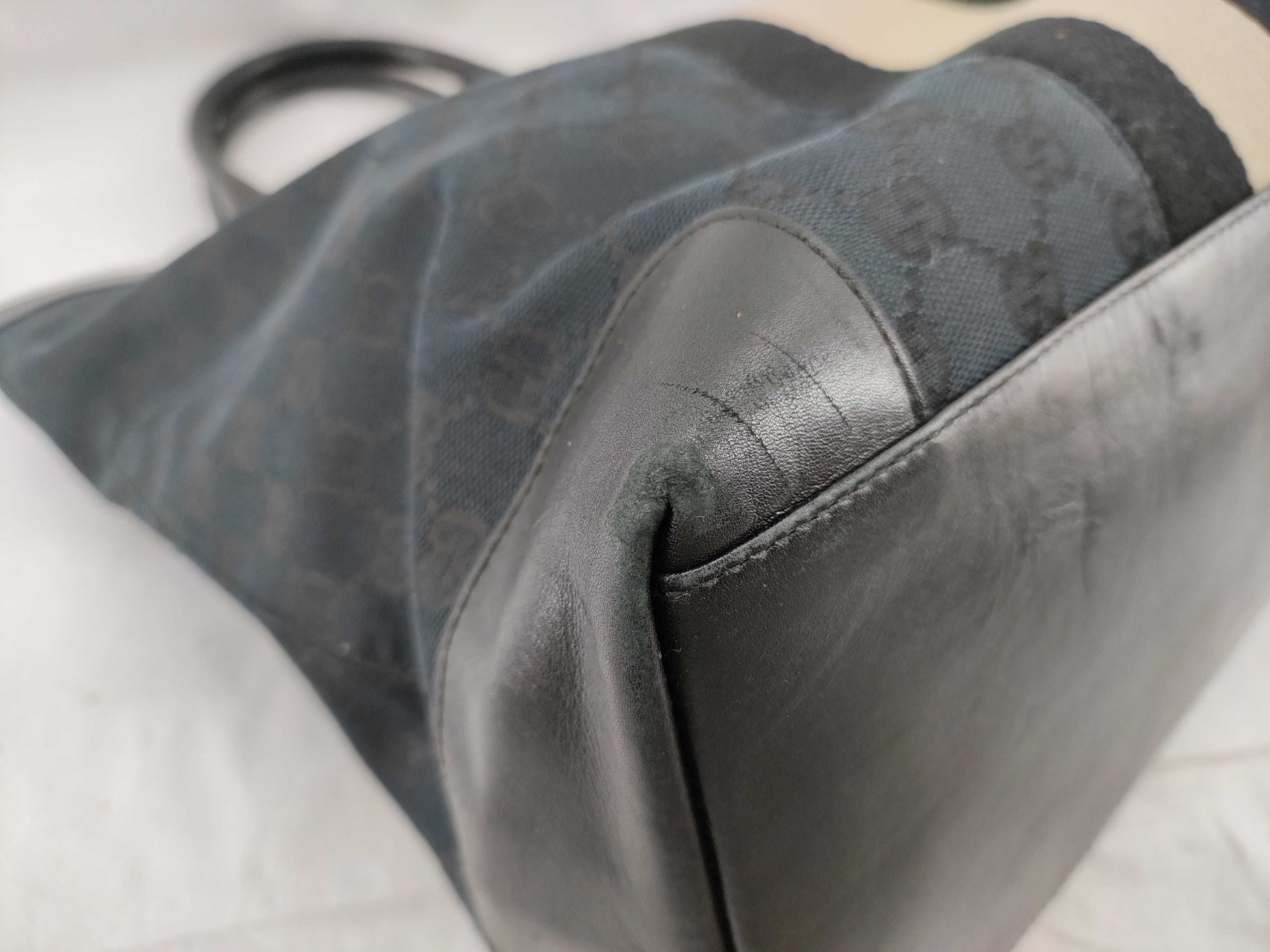 GUCCI GG Canvas Tote, Stripe 002.1098.3444 Tote Bag