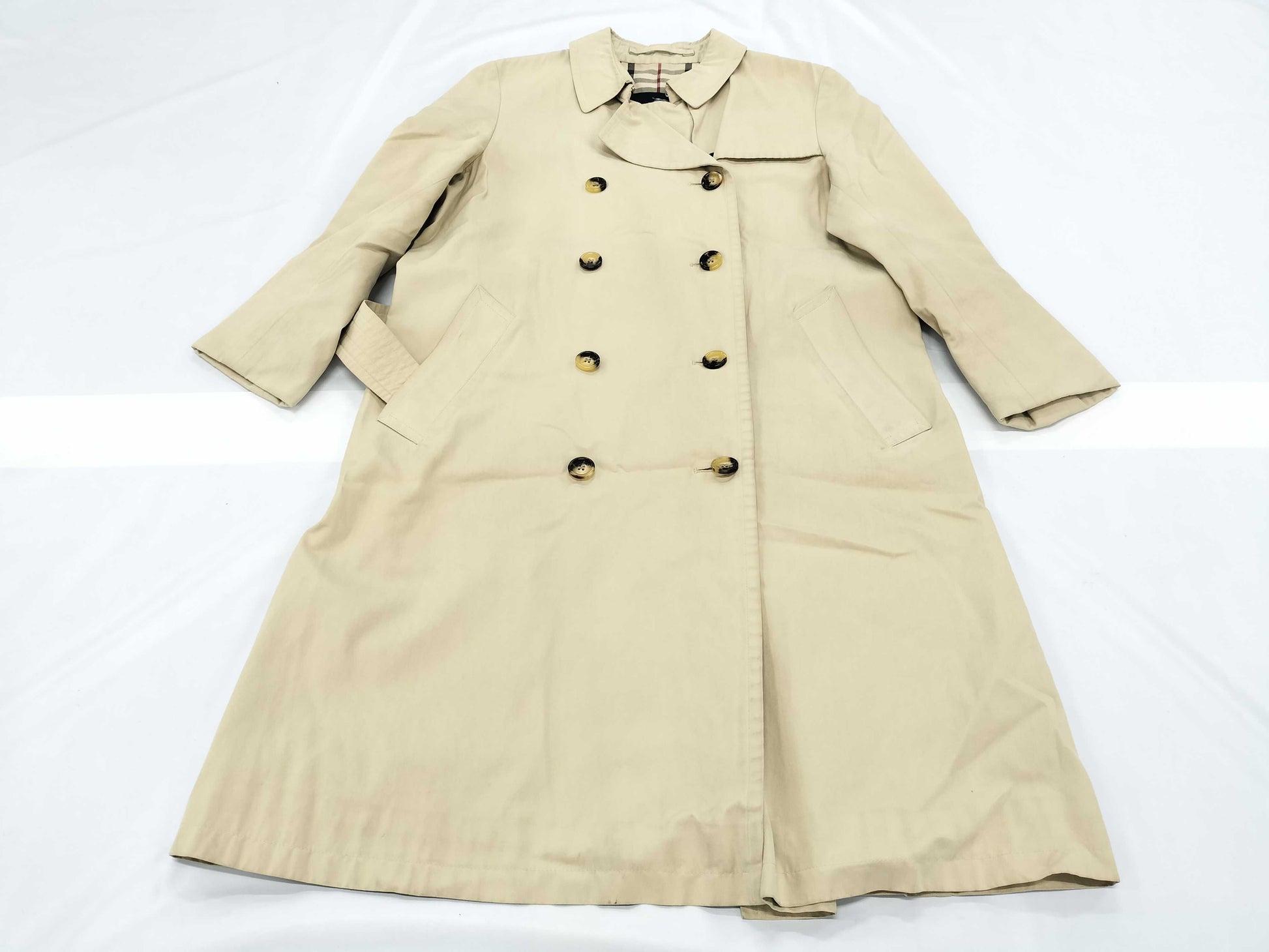 BURBERRY trench coat with torn sleeves