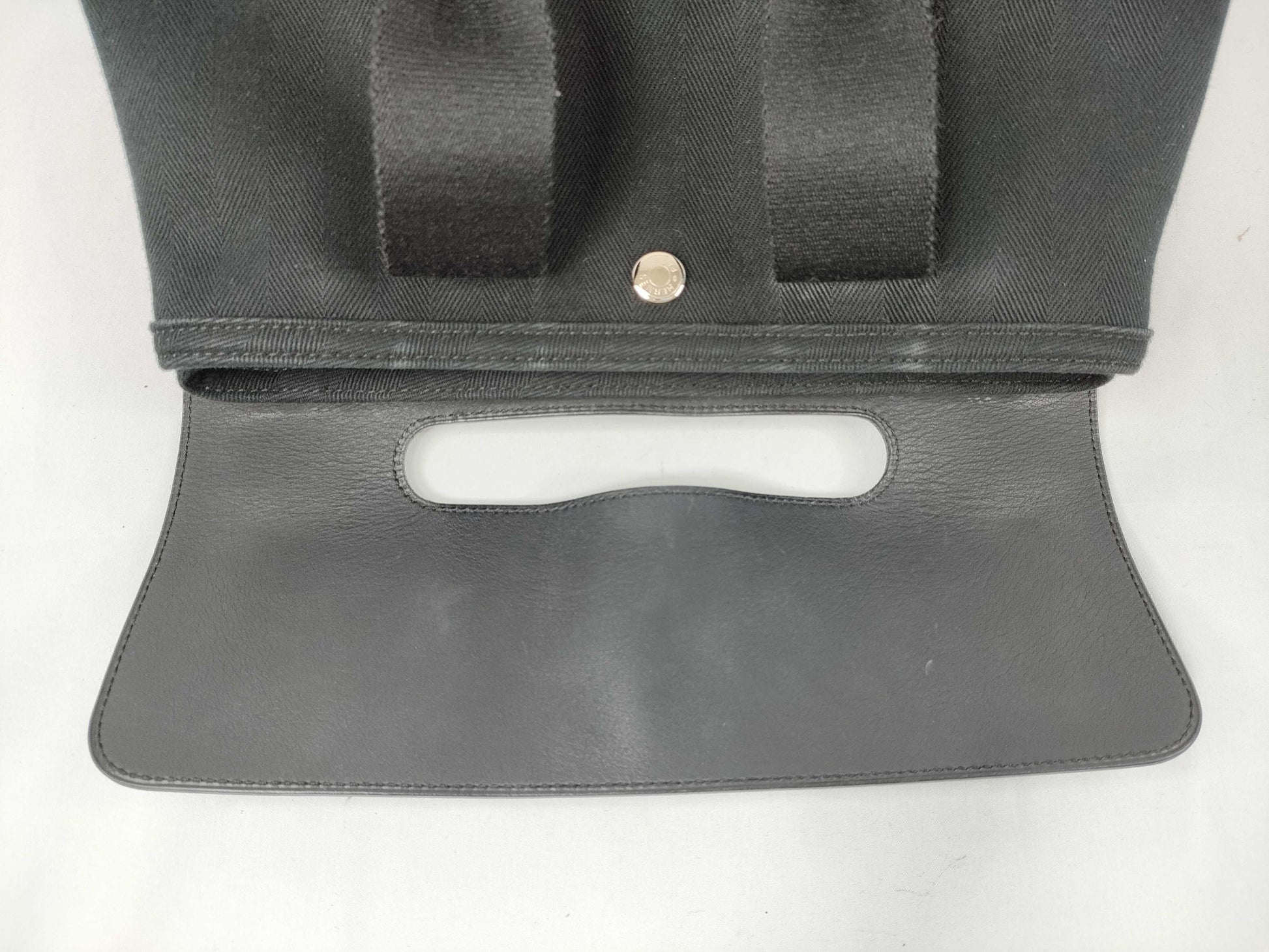 HERMES [Engraved] H Valparaiso PM Handbag with Pouch