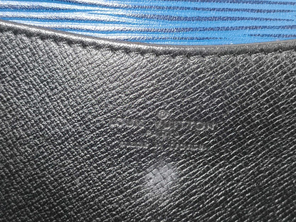 LOUIS VUITTON 863V.I Epi Montaigne Pouch