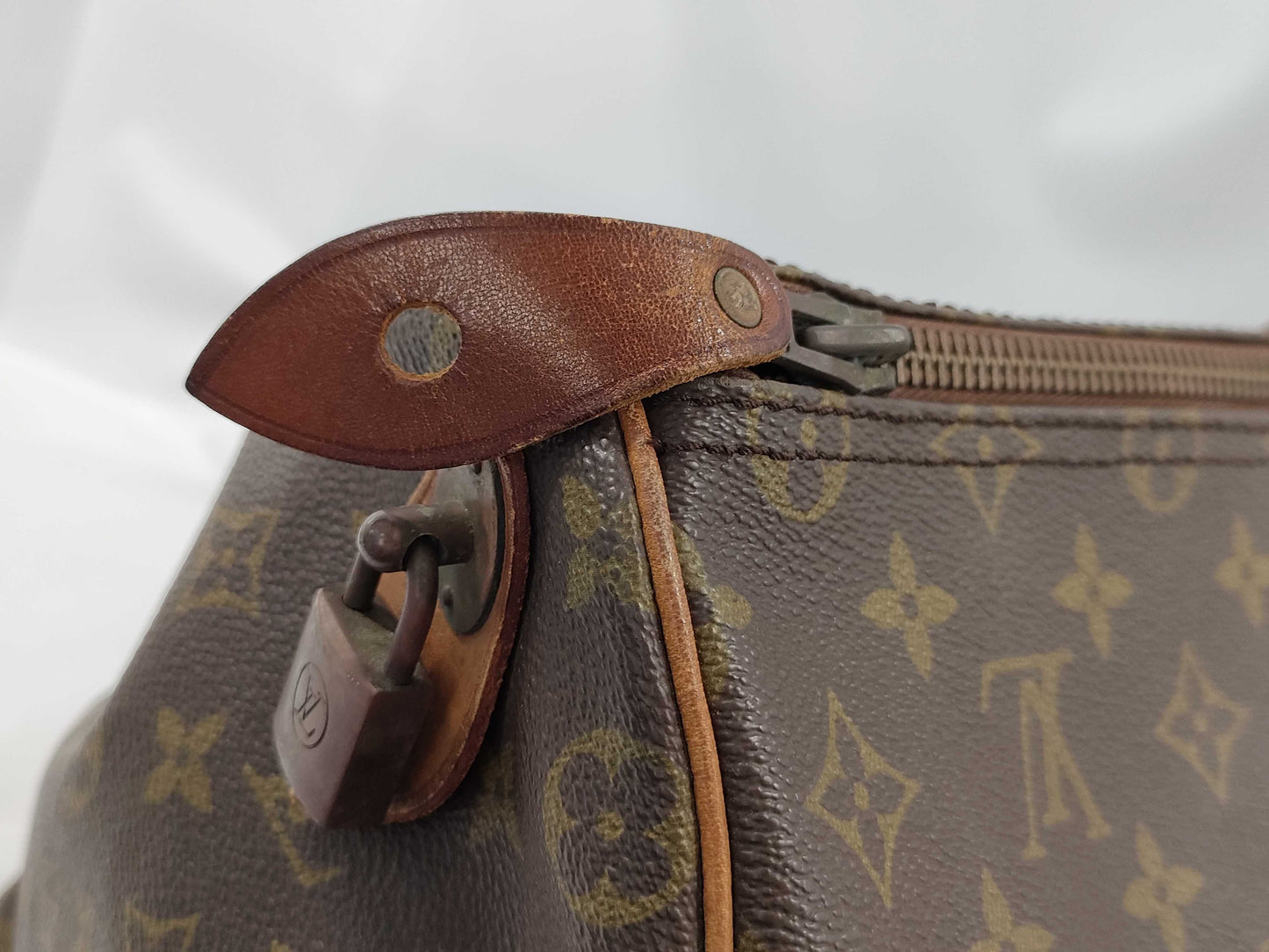 LOUIS VUITTON Monogram M41426 Keepall 50 Boston Bag