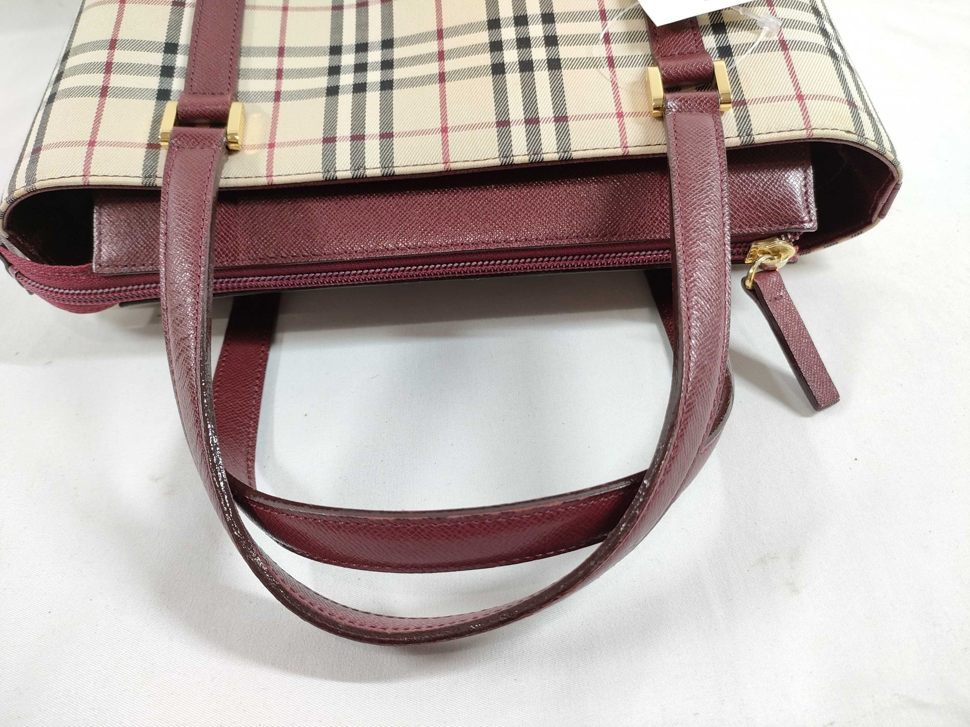 BURBERRY Nova Check/Handbag/Handle Scratches