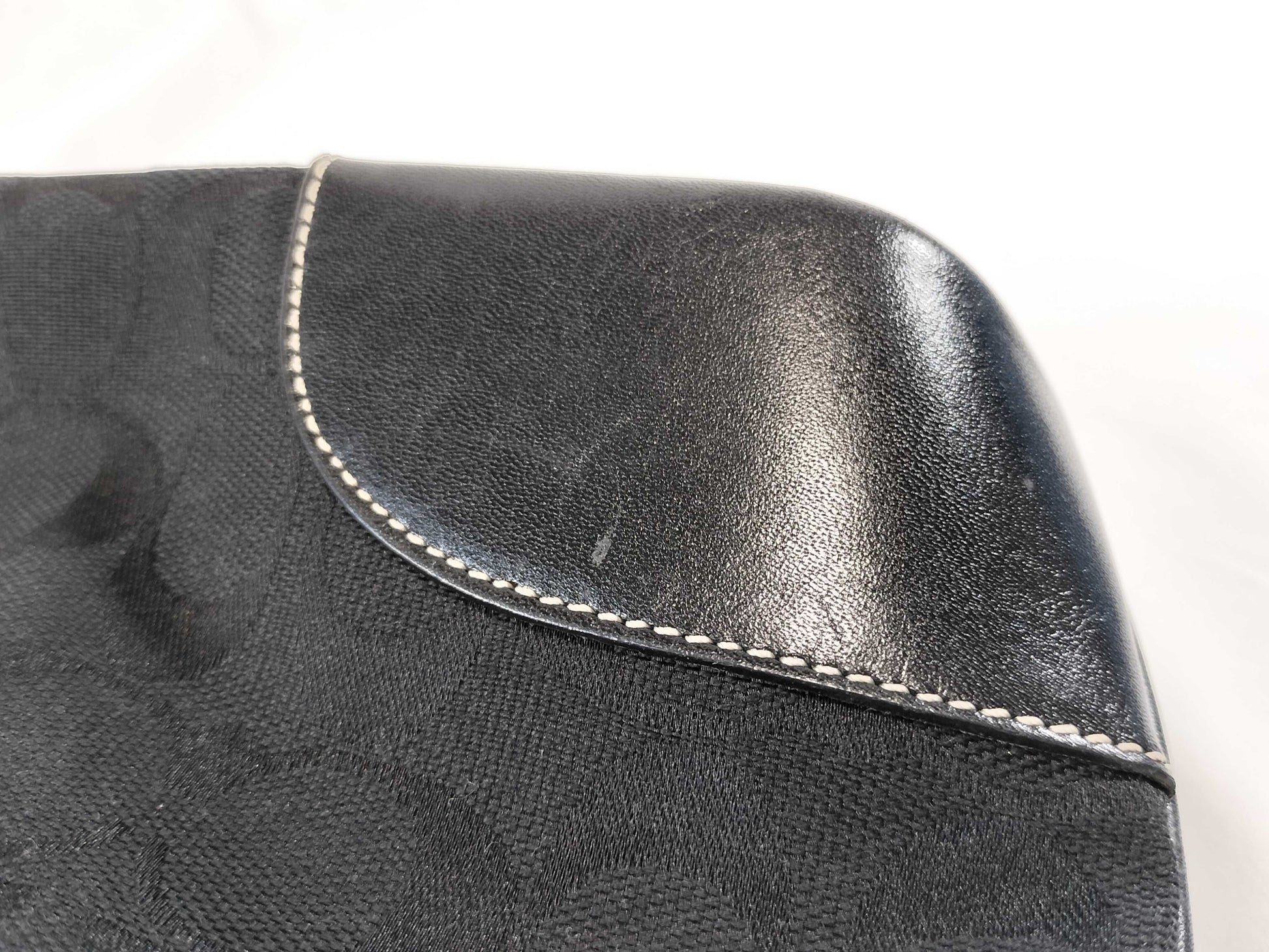 COACH Signature Handbag 