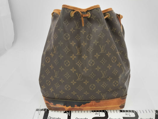 LOUIS VUITTON Monogram Noe Tote Bag