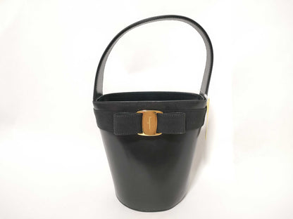 Salvatore Ferragamo Vara Leather Handbag BA21 4180 Black Handbag