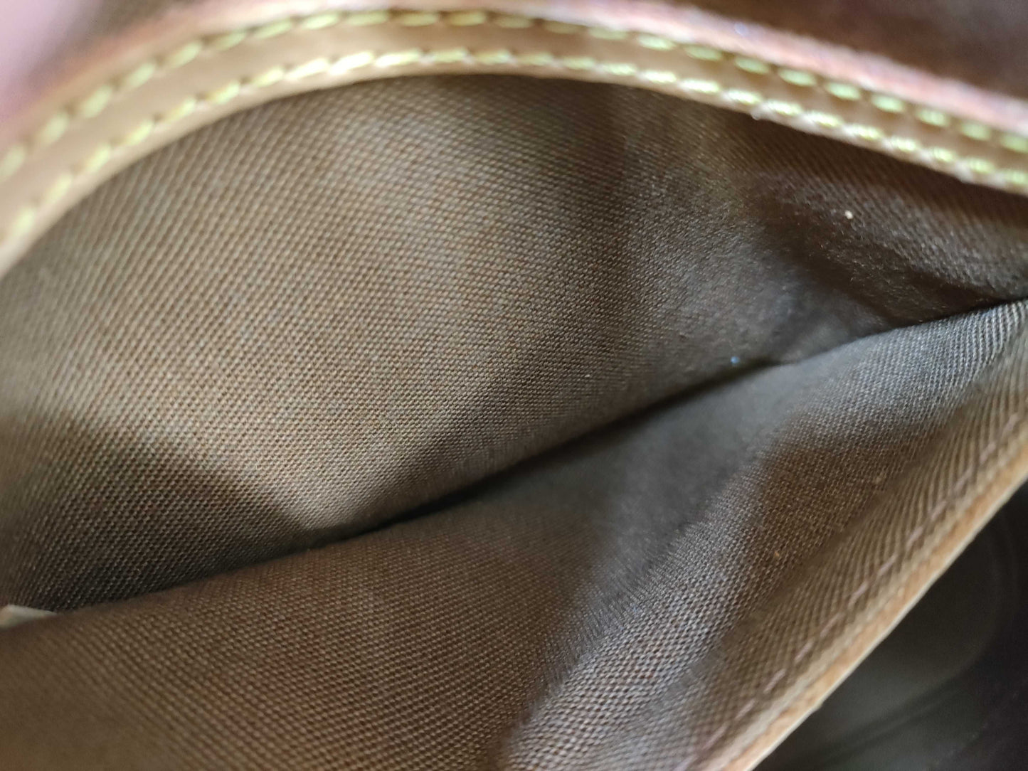 LOUIS VUITTON Monogram M51130 Alma Handbag