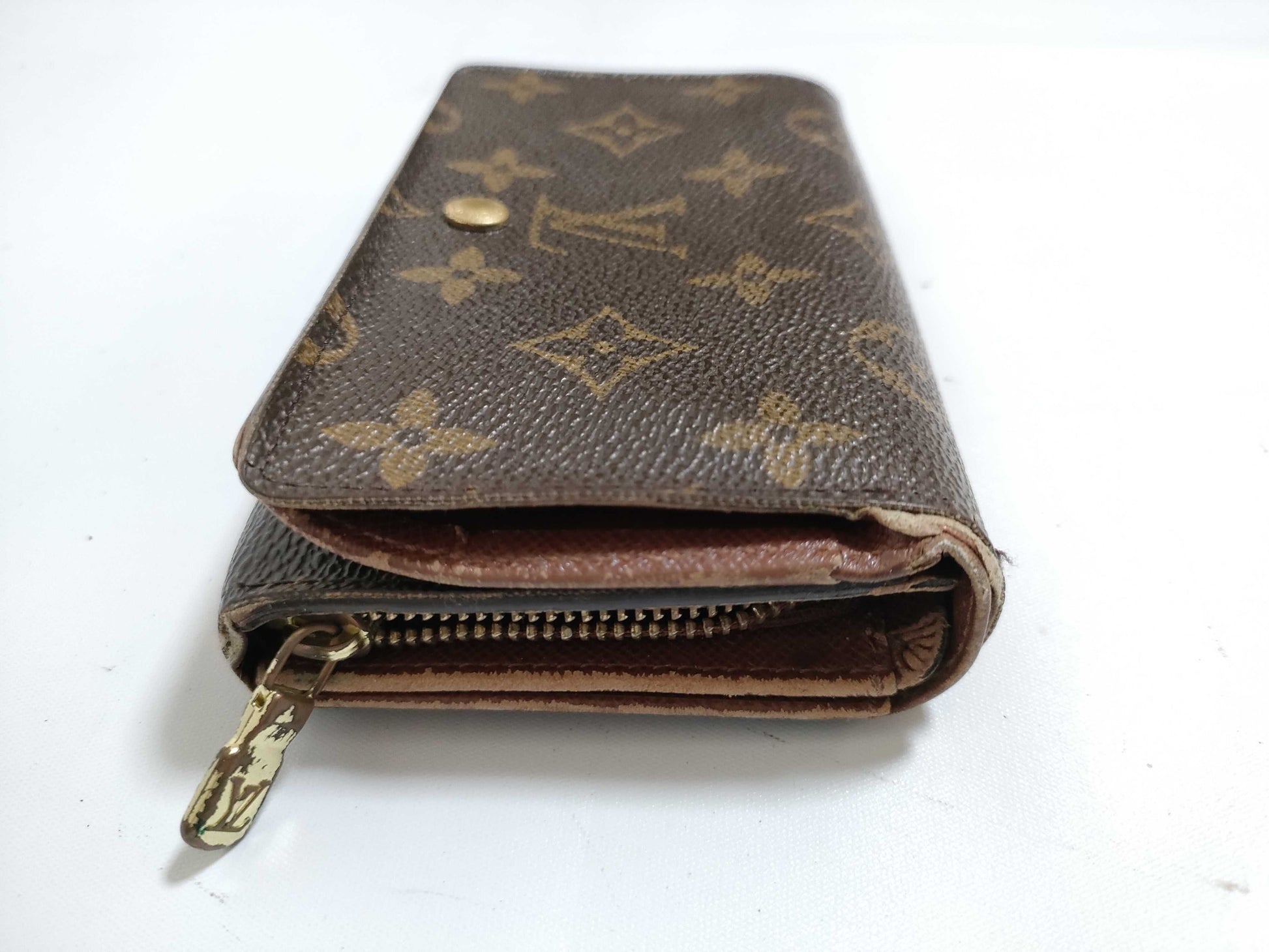 LOUIS VUITTON RFID Unverified Monogram Porte Monnaie Tresor Wallet