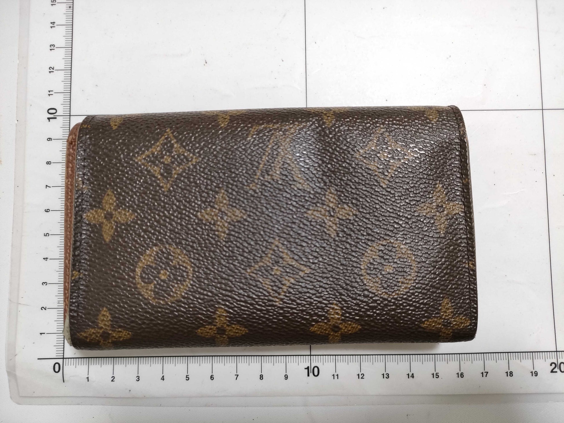 LOUIS VUITTON RFID Unverified Monogram Porte Monnaie Tresor Wallet