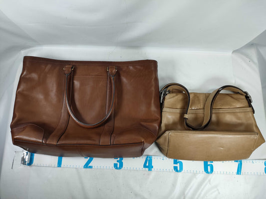 COACH 70600/9570 Shoulder Bag