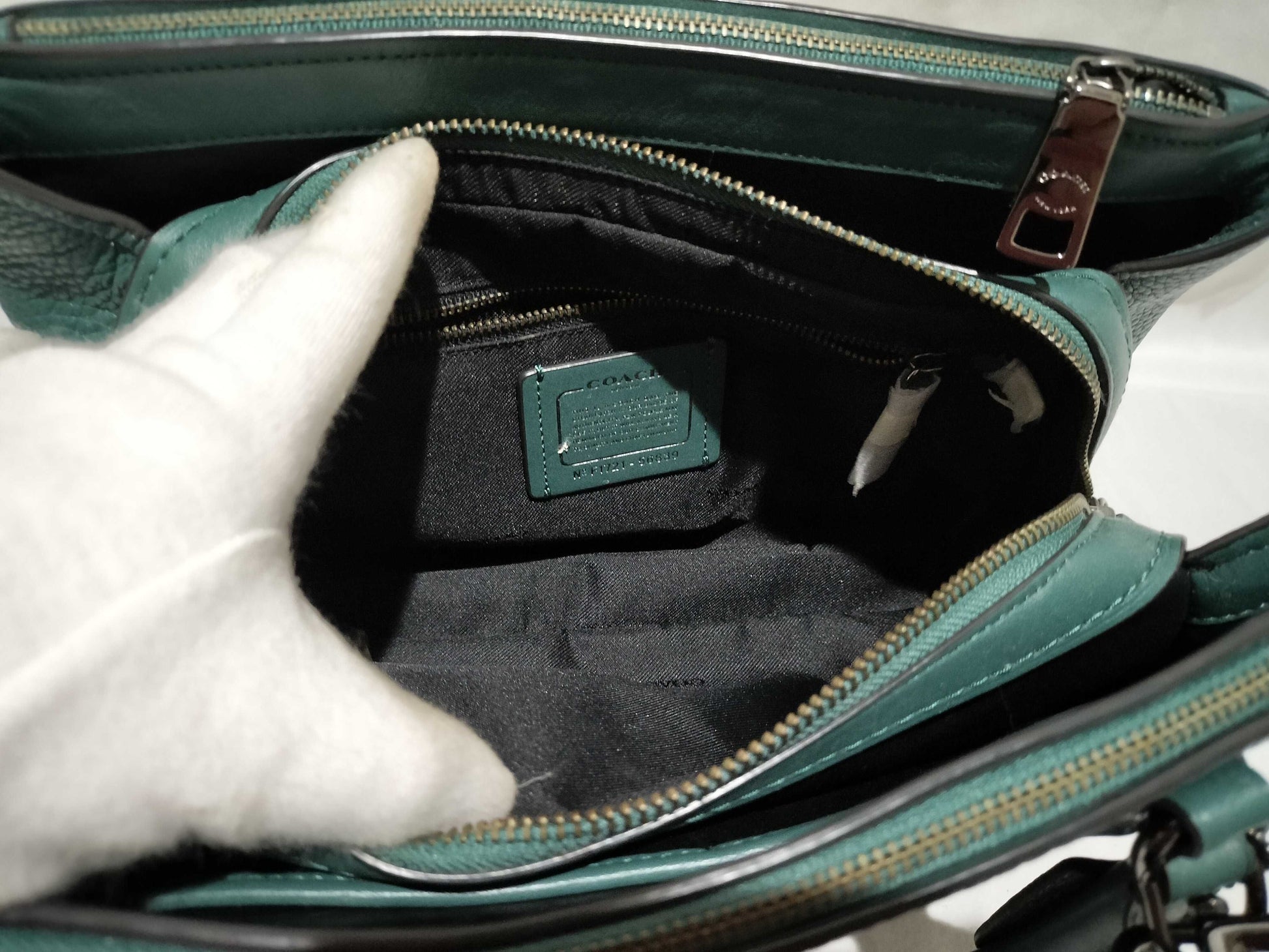 COACH 56839 2-way shoulder bag