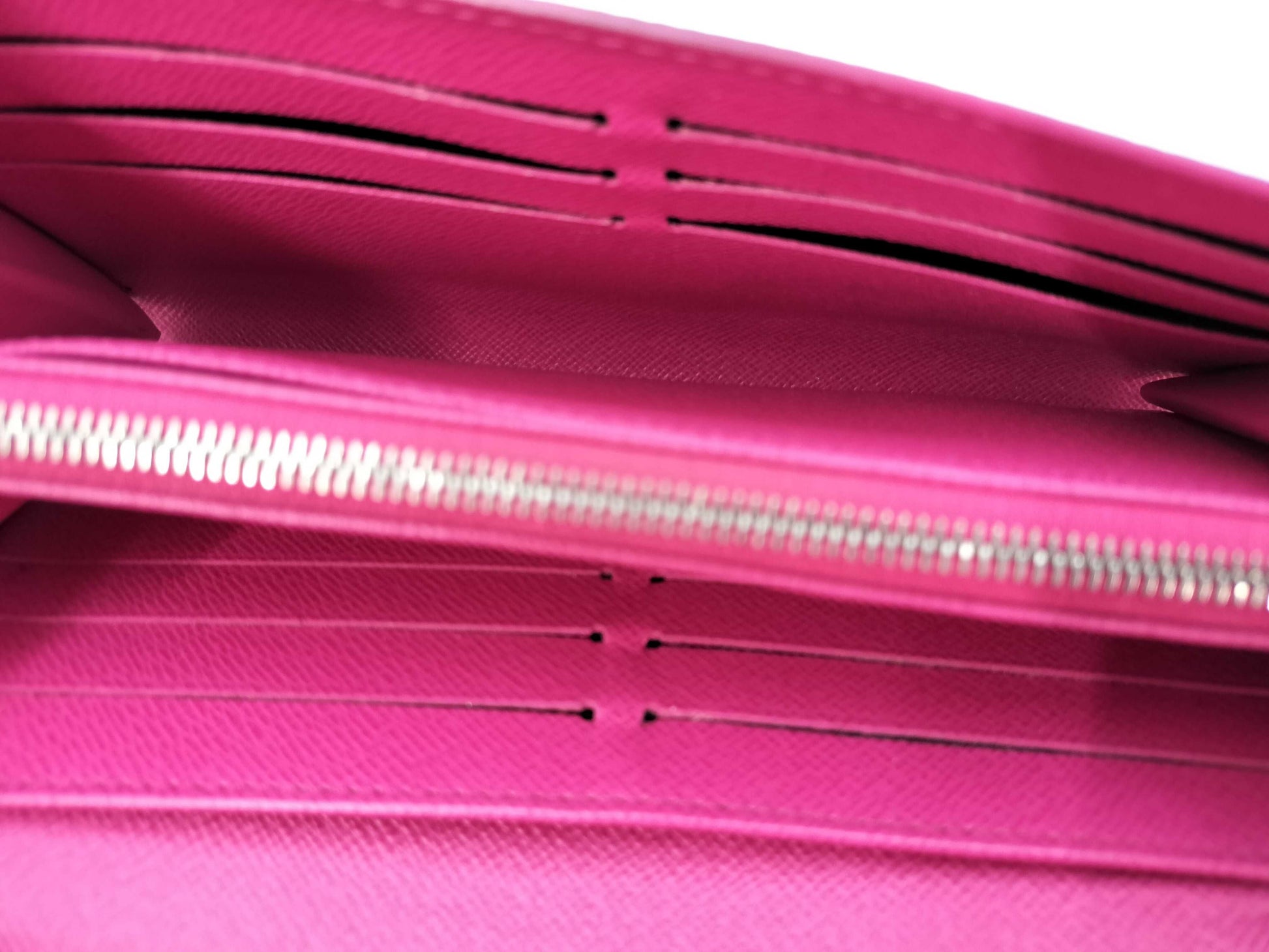 LOUIS VUITTON Epi Portefeuille Sarah Wallet