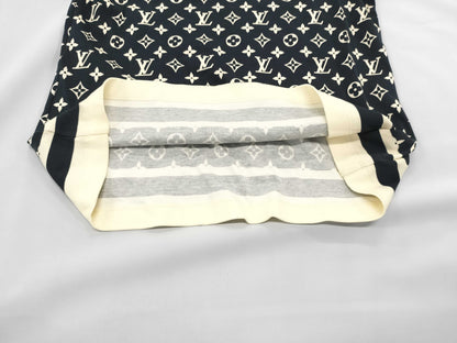 LOUIS VUITTON Monogram T-shirt with chain