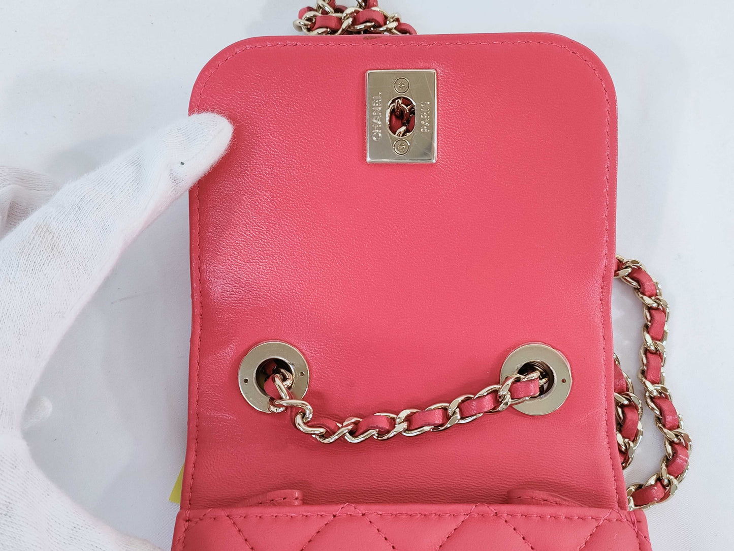 CHANEL [Card and sticker included] 30 series lambskin mini chain wallet shoulder bag