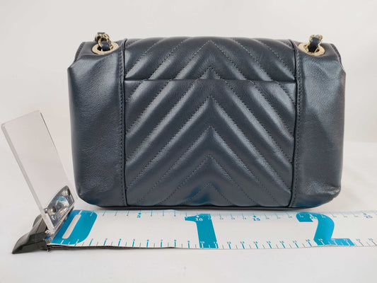 CHANEL [No card, sticker included] 27 series lambskin chevron V-stitch chain shoulder bag