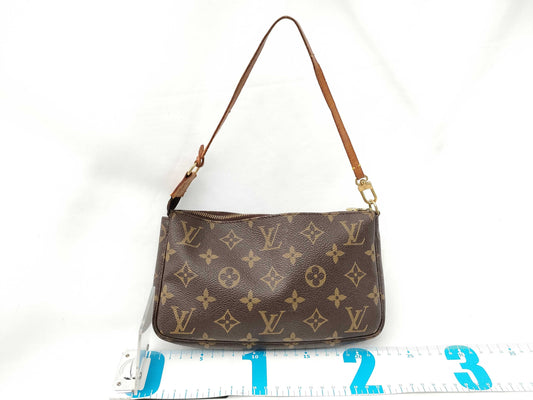 LOUIS VUITTON Monogram M40712 Pochette Accessoires Pouch