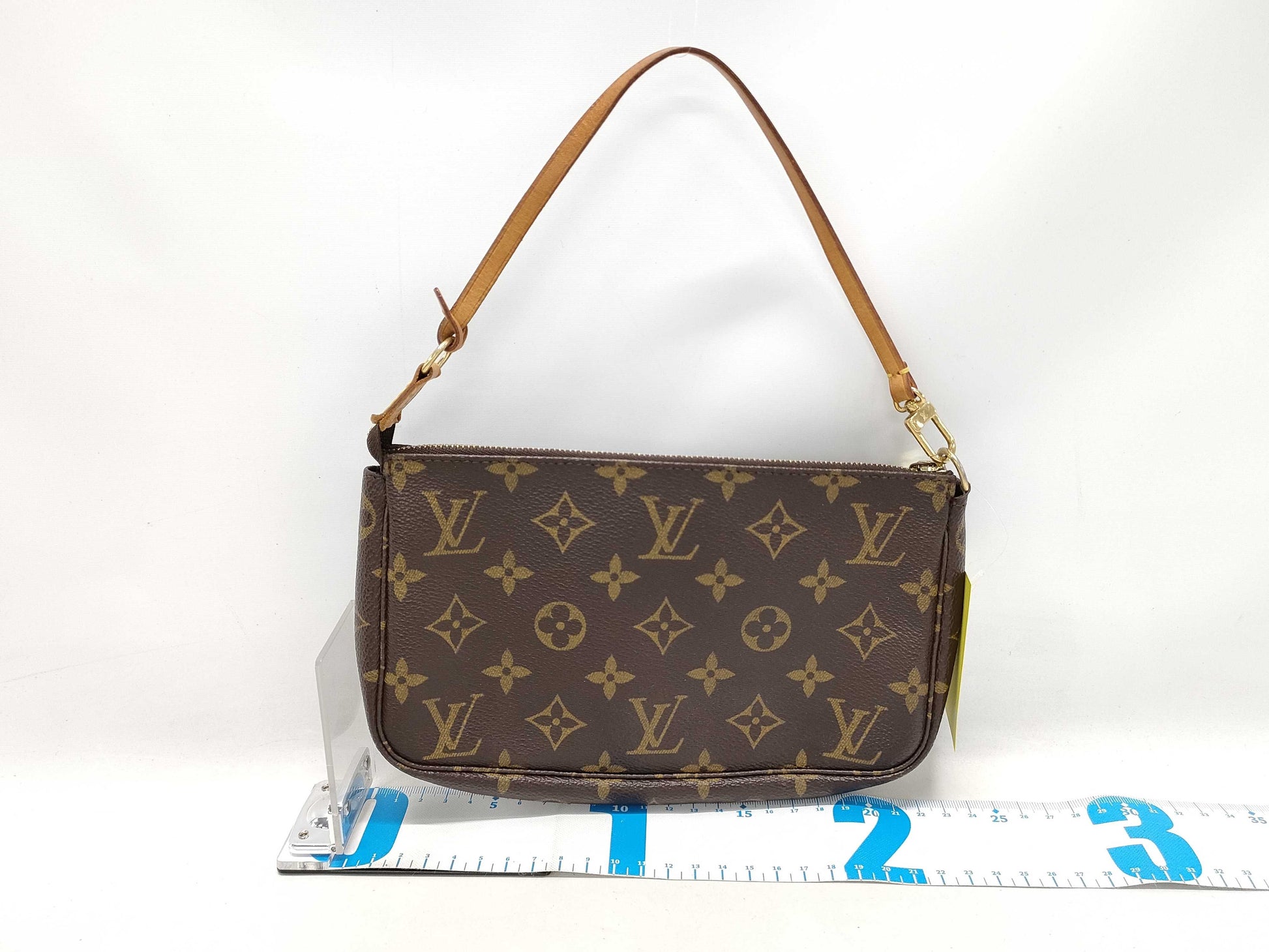 LOUIS VUITTON Monogram M40712 Pochette Accessoires Handbag