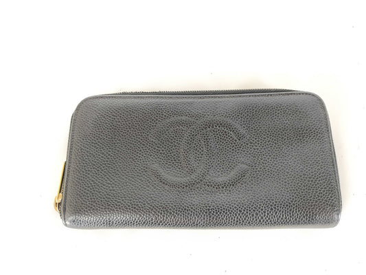 CHANEL [With sticker] No. 8 Caviar Leather Round Zip Wallet / No. 8 Wallet
