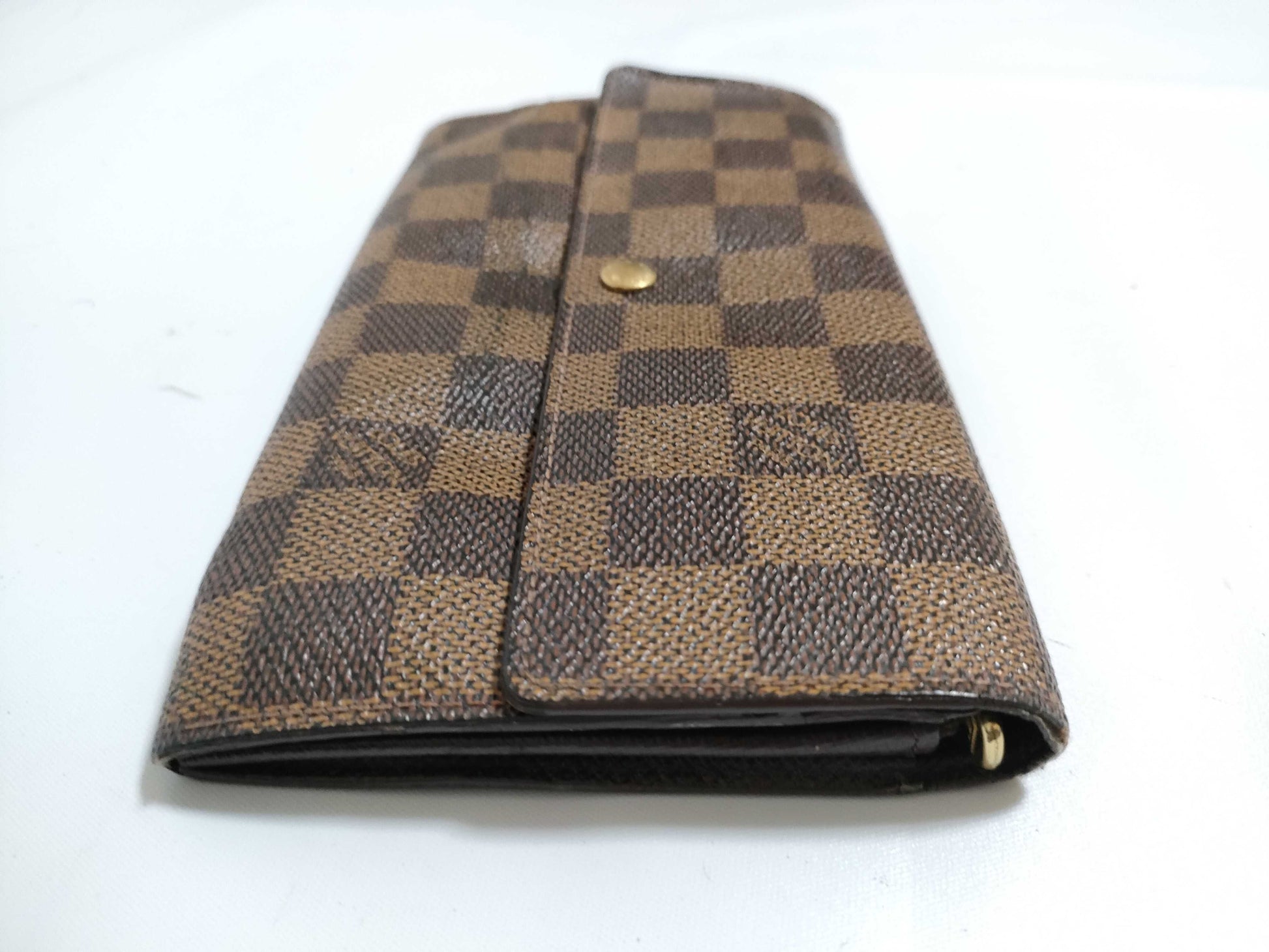 LOUIS VUITTON RFID serial number cannot be verified. Damier Portefeuille Sarah old wallet.