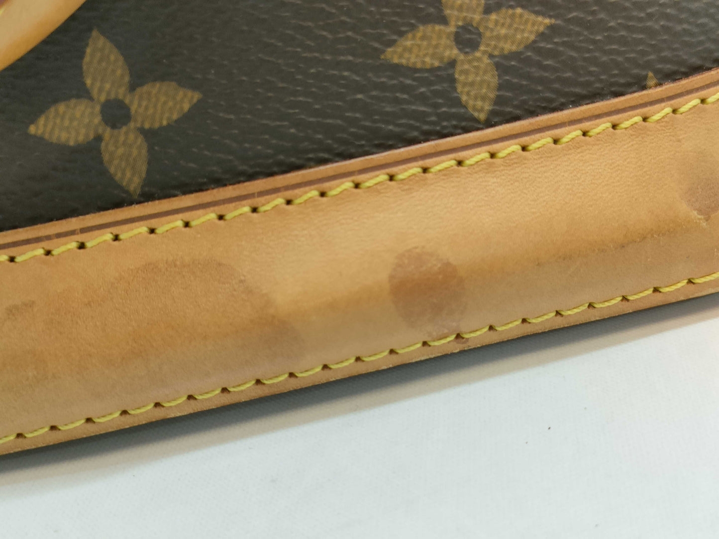 LOUIS VUITTON Monogram M53152 Alma BB 2-way handbag with padlock and two keys
