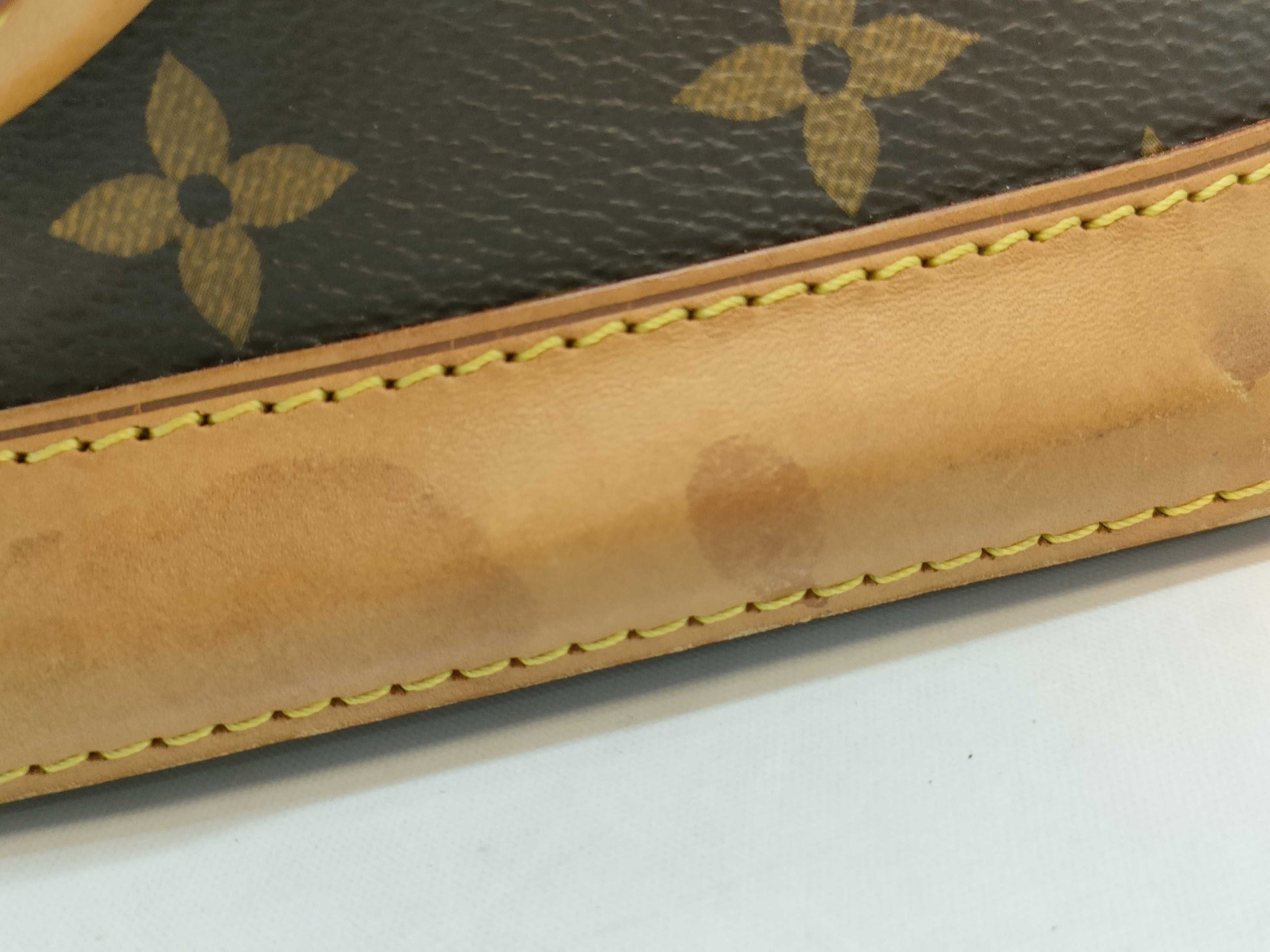 LOUIS VUITTON Monogram M53152 Alma BB 2-way handbag with padlock and two keys