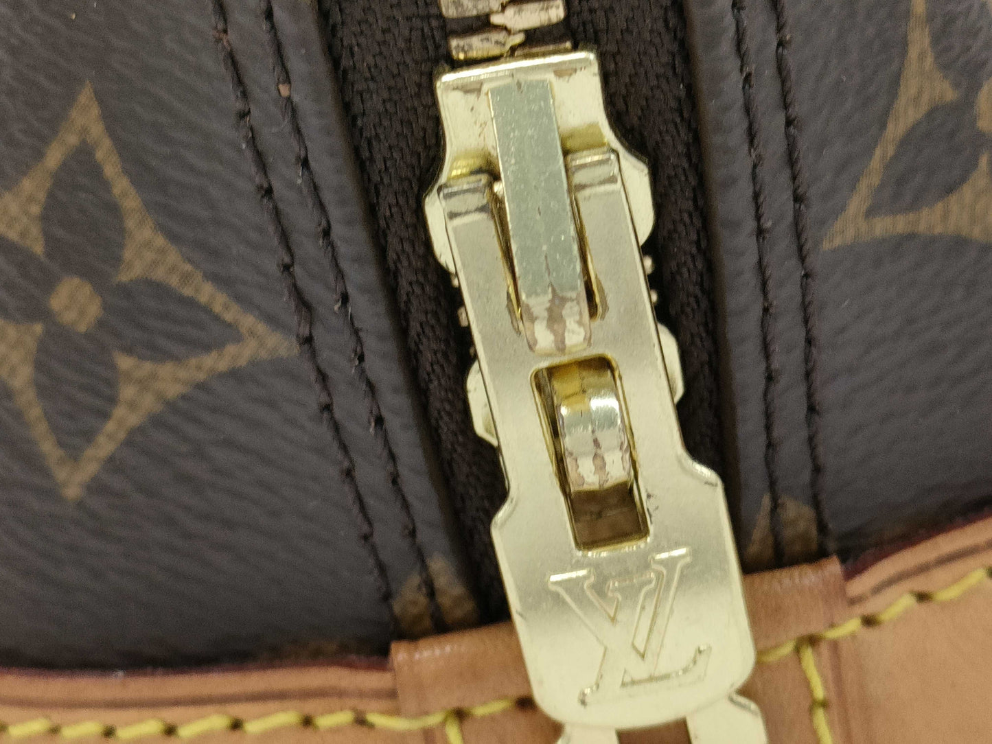 LOUIS VUITTON Monogram M53152 Alma BB 2-way handbag with padlock and two keys