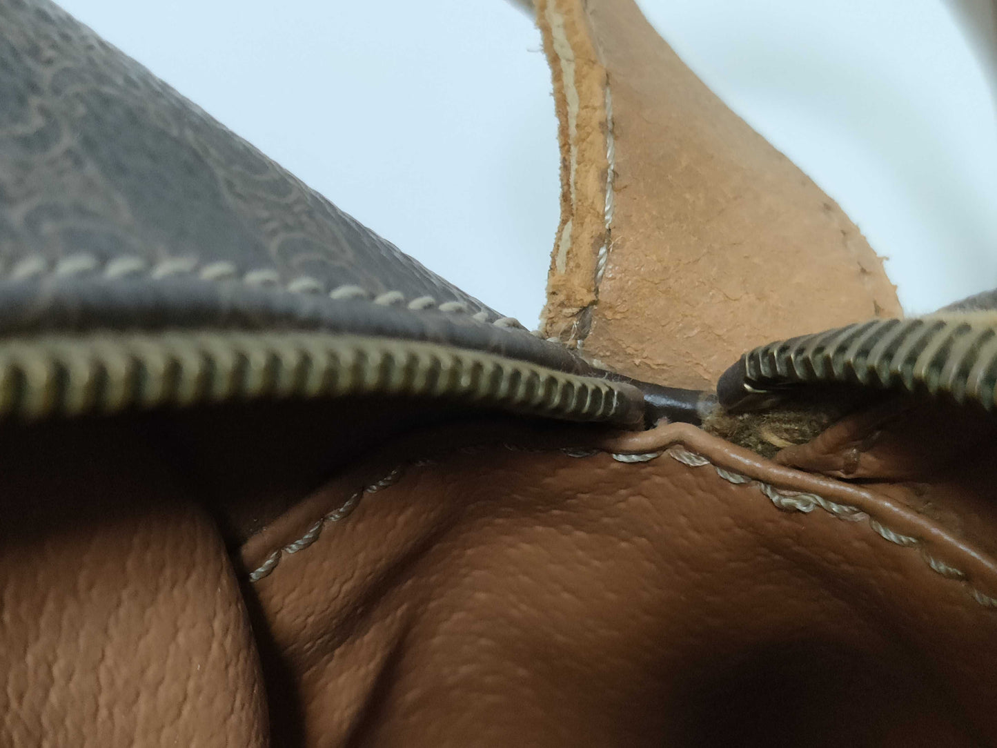 CELINE Shoulder Bag