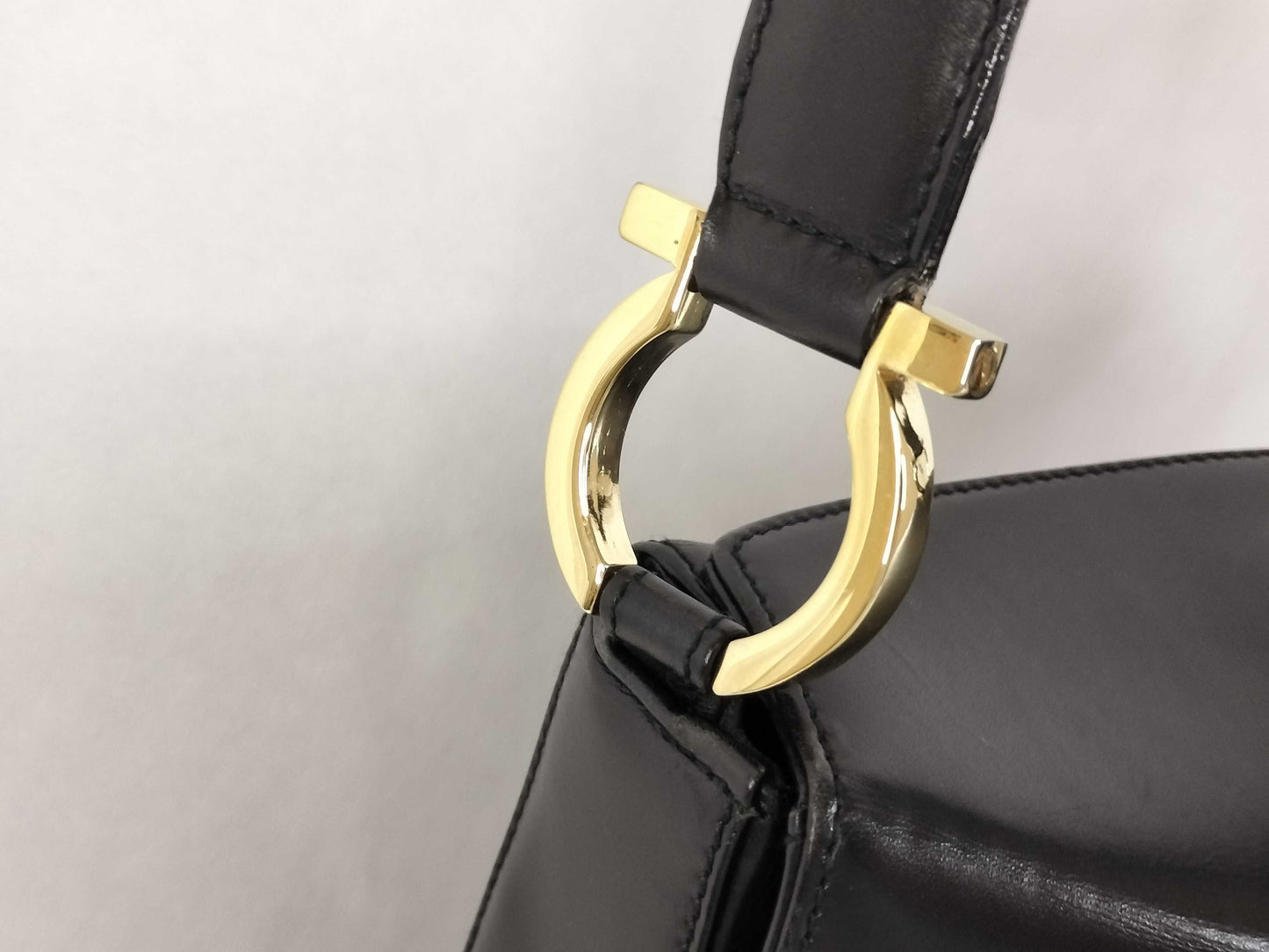 Salvatore Ferragamo Gancini One-Shoulder Shoulder Bag