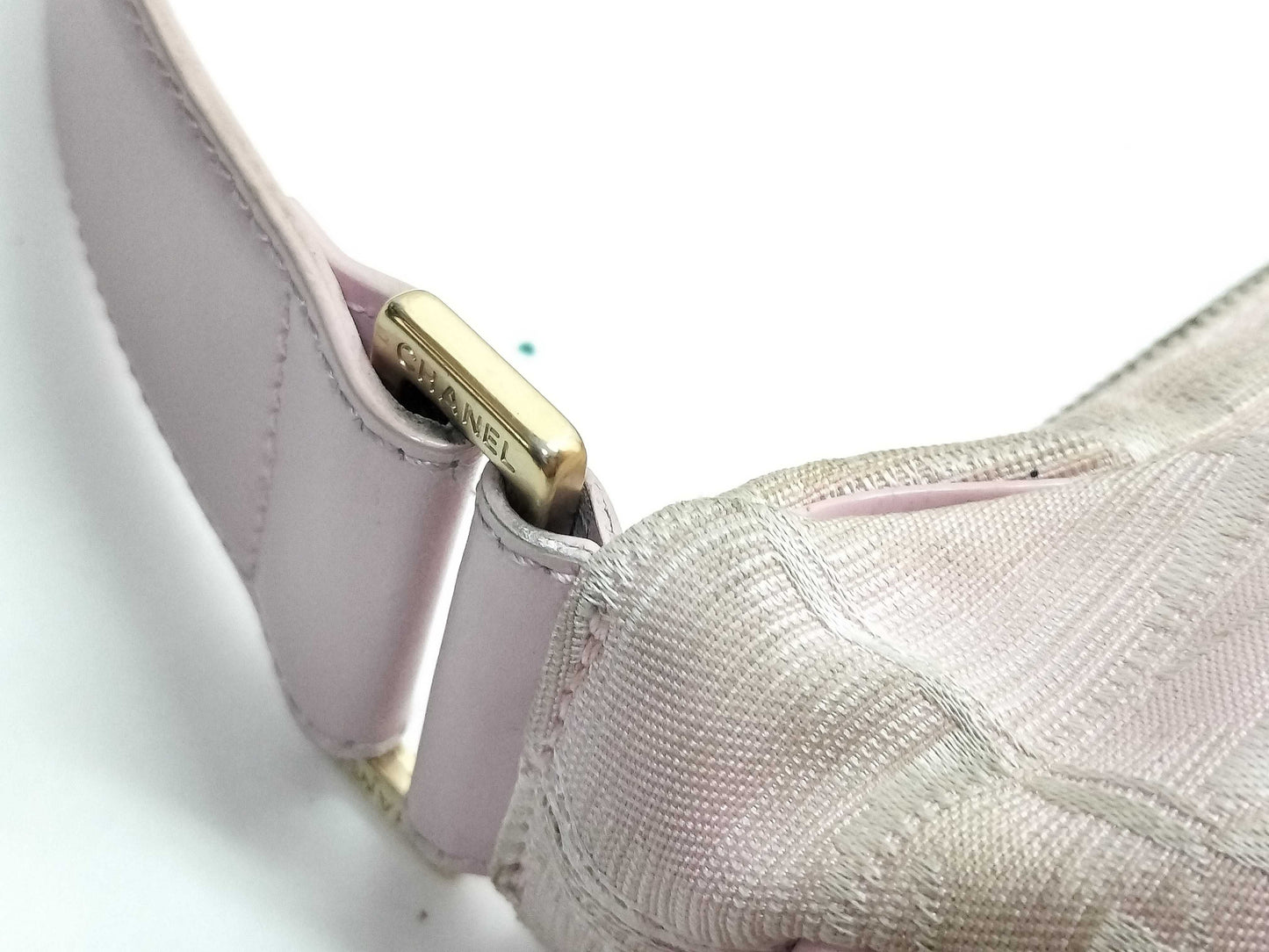 CHANEL No. 8 New Travel Line One-Shoulder Handbag