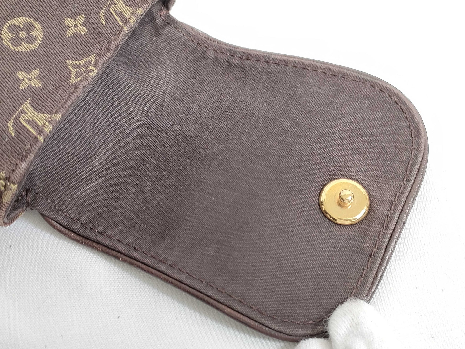 LOUIS VUITTON Monogram Mini Run Cancun Shoulder Bag
