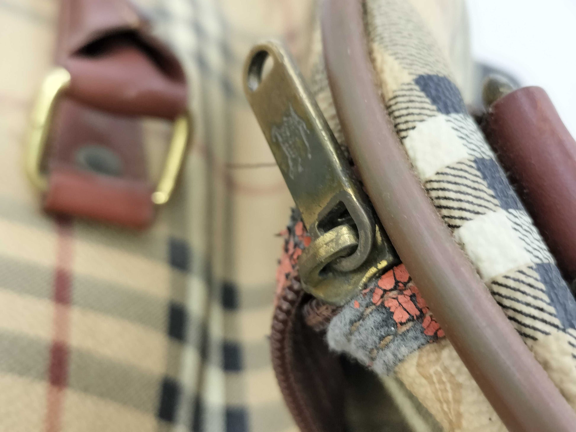 BURBERRY Nova Check Boston Bag