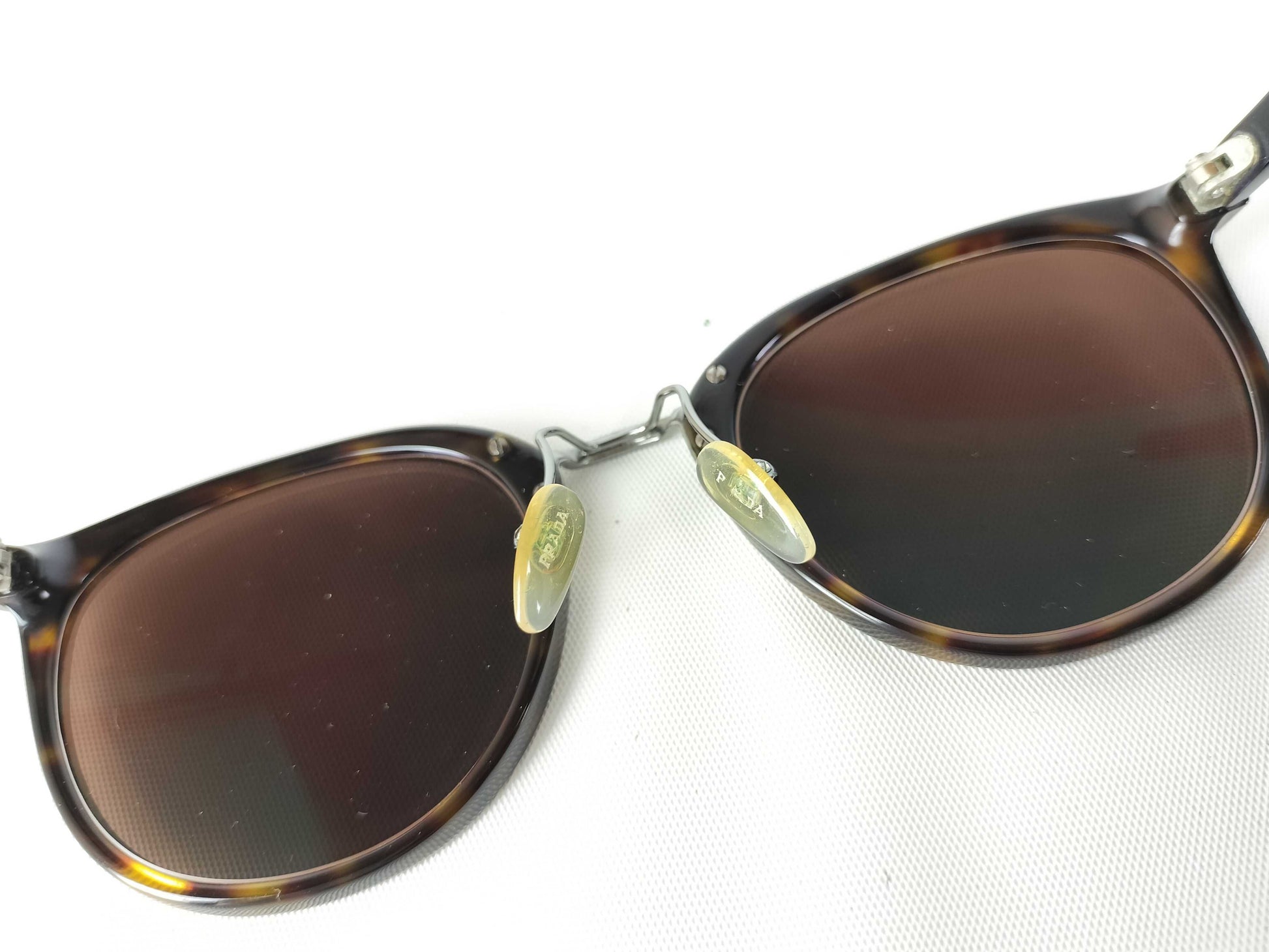  PRADA VPR03T / Boxed Sunglasses/Eyeglasses