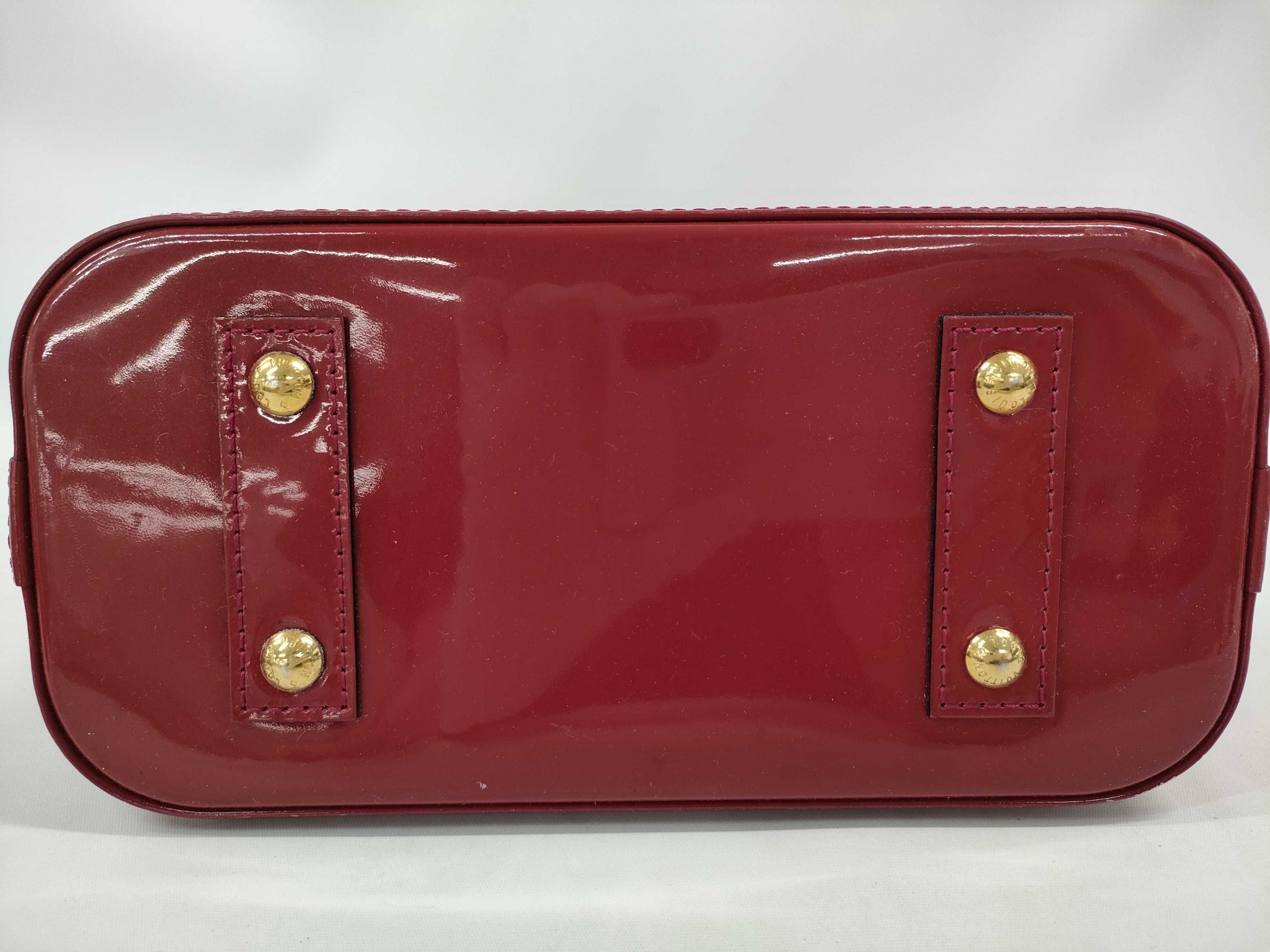 LOUIS VUITTON Vernis Alma BB Handbag