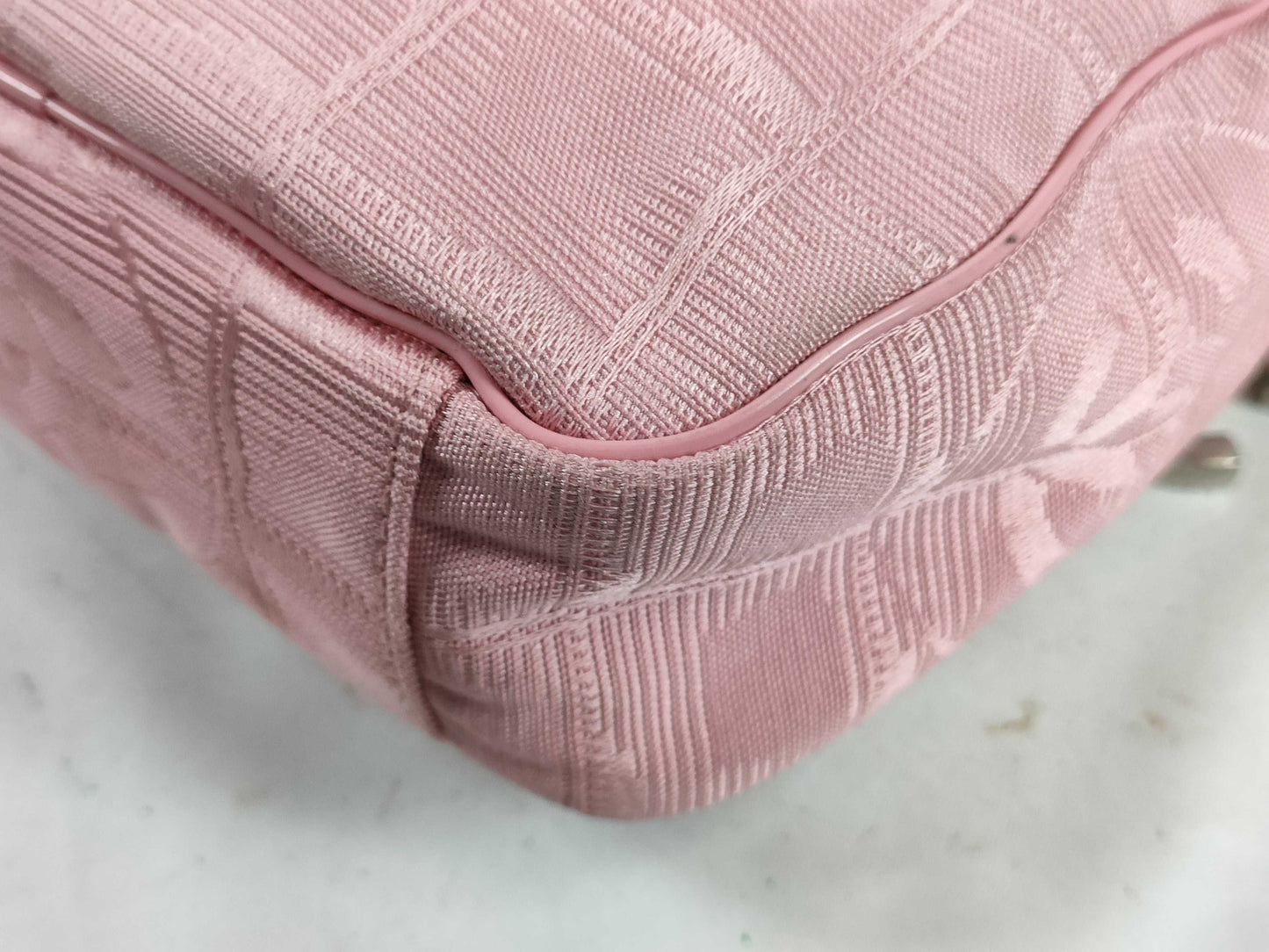 CHANEL New Travel Line New Travel Shoulder Bag Pink