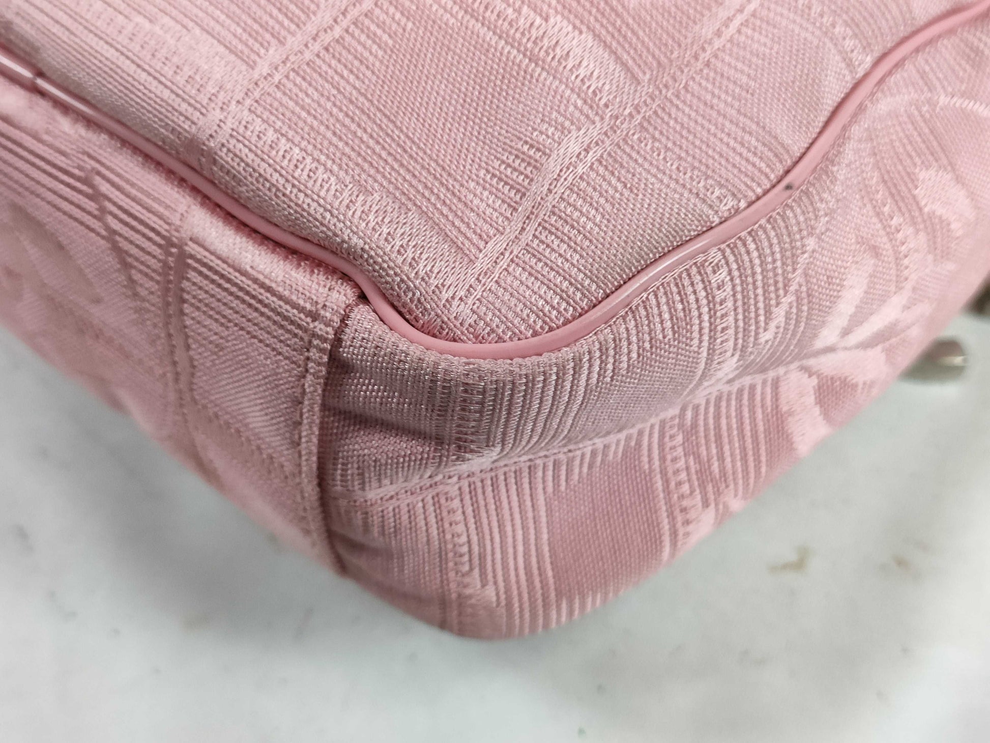 CHANEL New Travel Line New Travel Shoulder Bag Pink