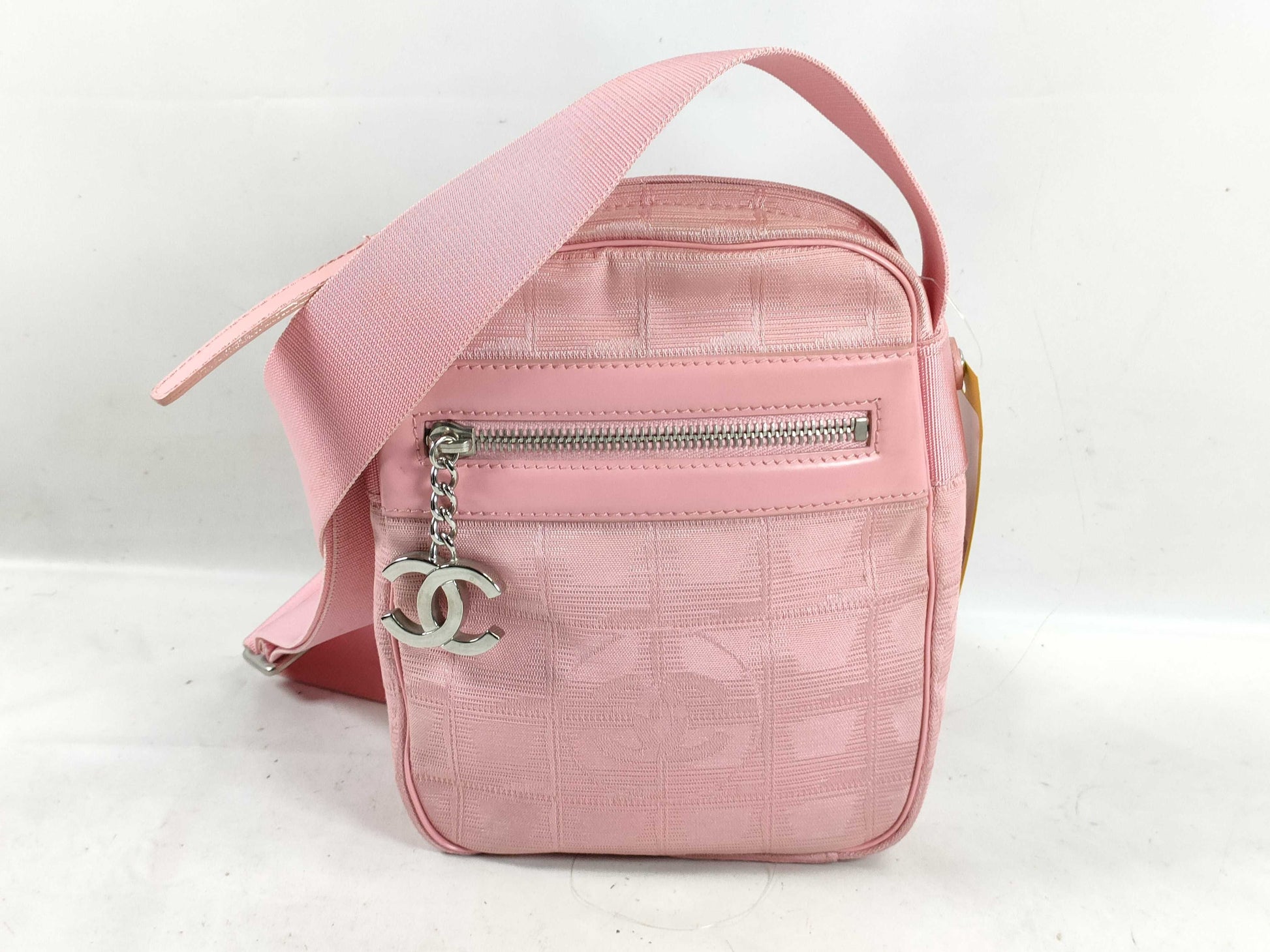 CHANEL New Travel Line New Travel Shoulder Bag Pink