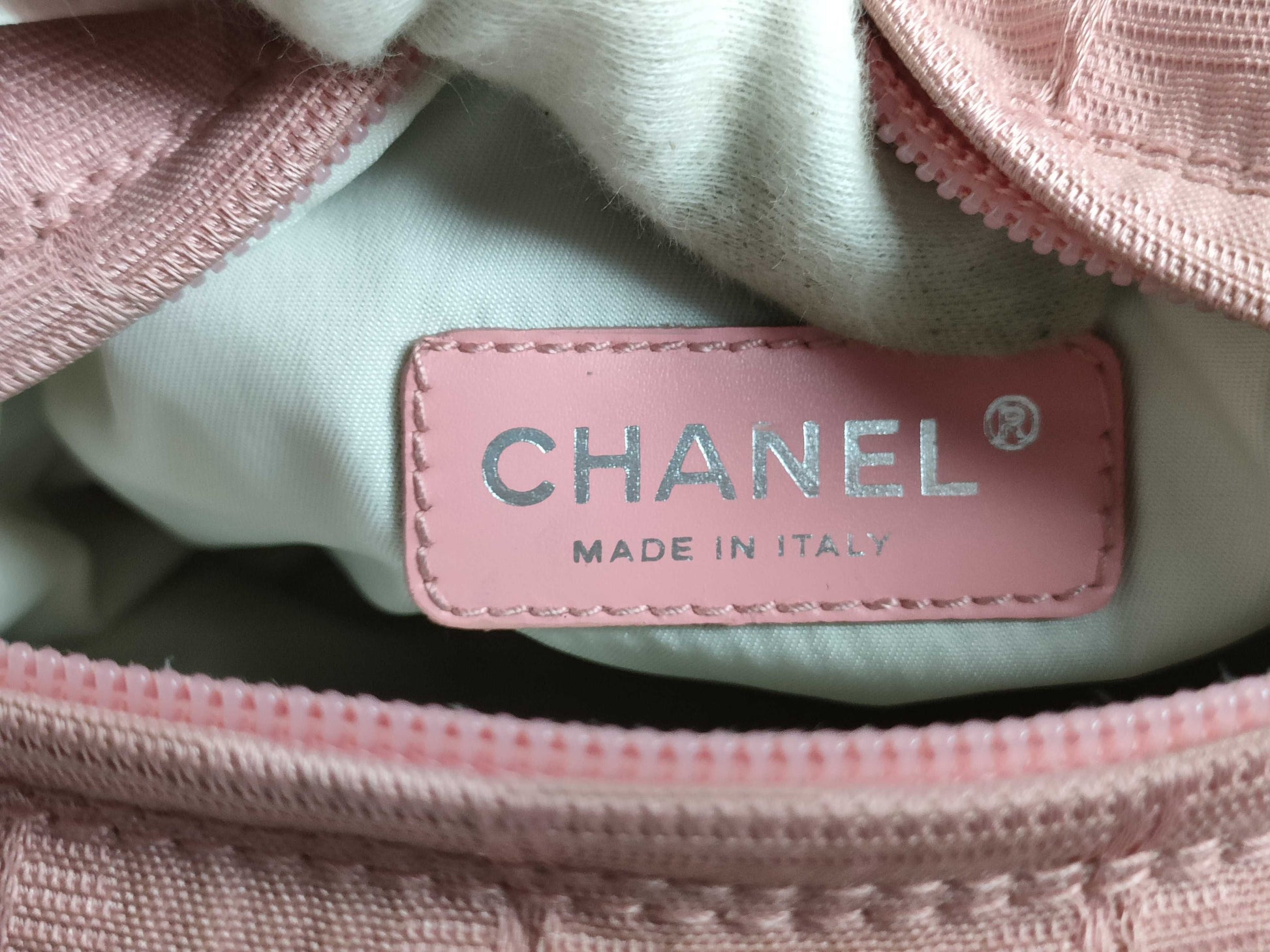 CHANEL New Travel Line New Travel Shoulder Bag Pink