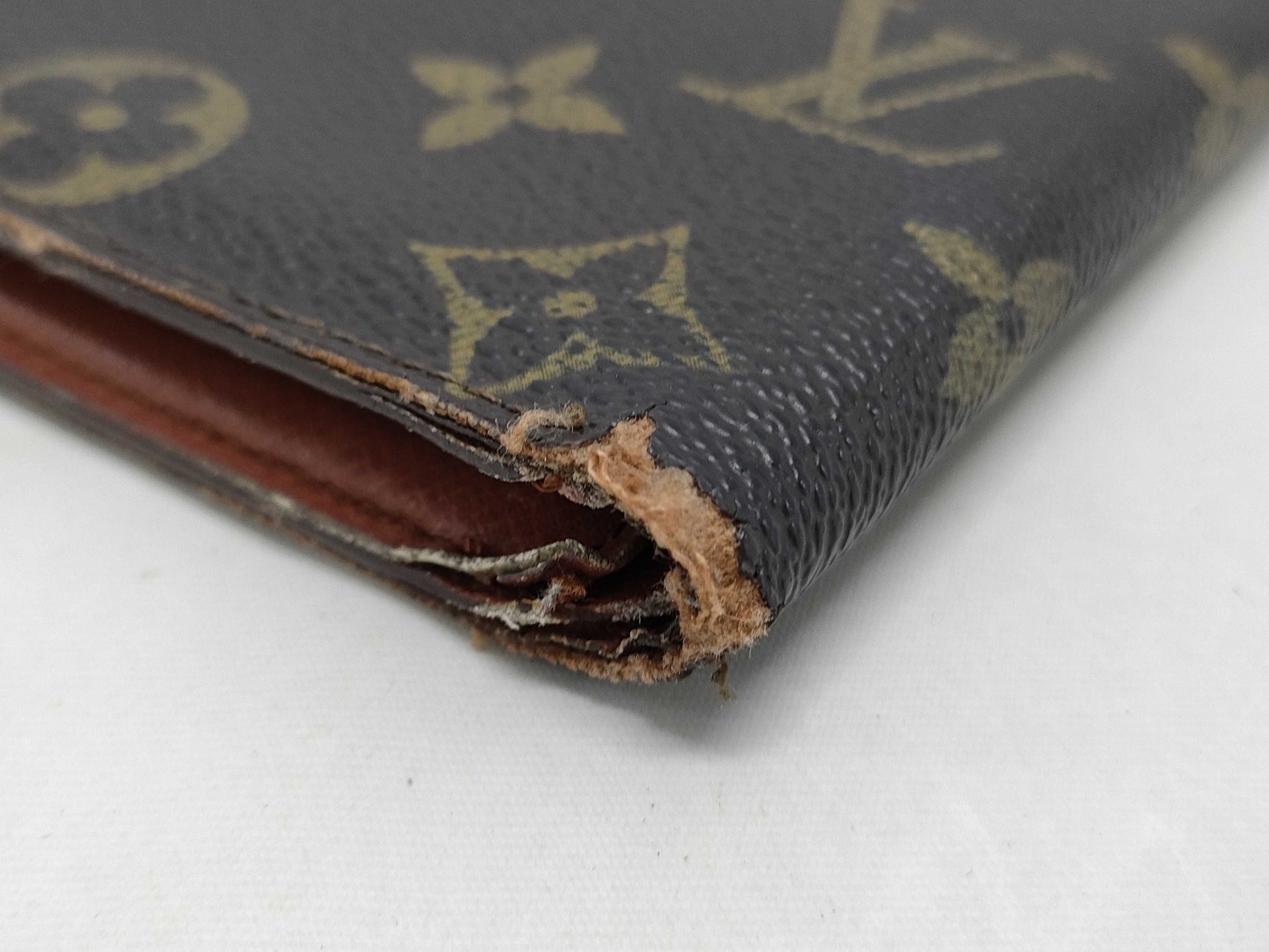 LOUIS VUITTON Monogram 2-Piece Wallet Set
