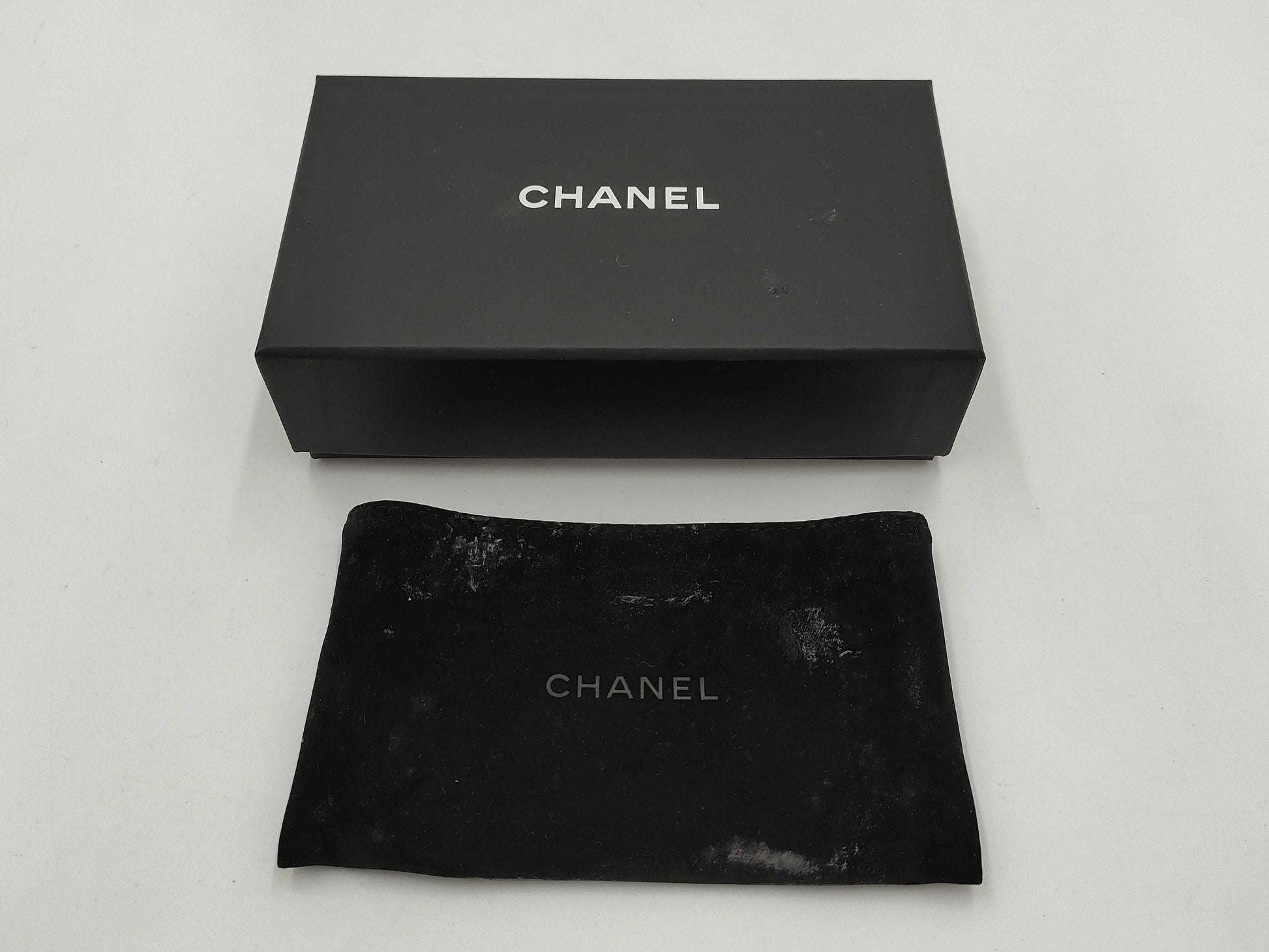 CHANEL Lambskin Matelasse Key Case & Louis Vuitton Tresor Wallet Set