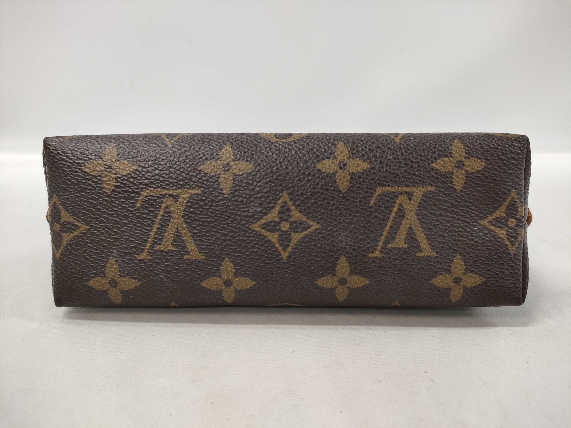 LOUIS VUITTON Monogram Cosmetic Pouch