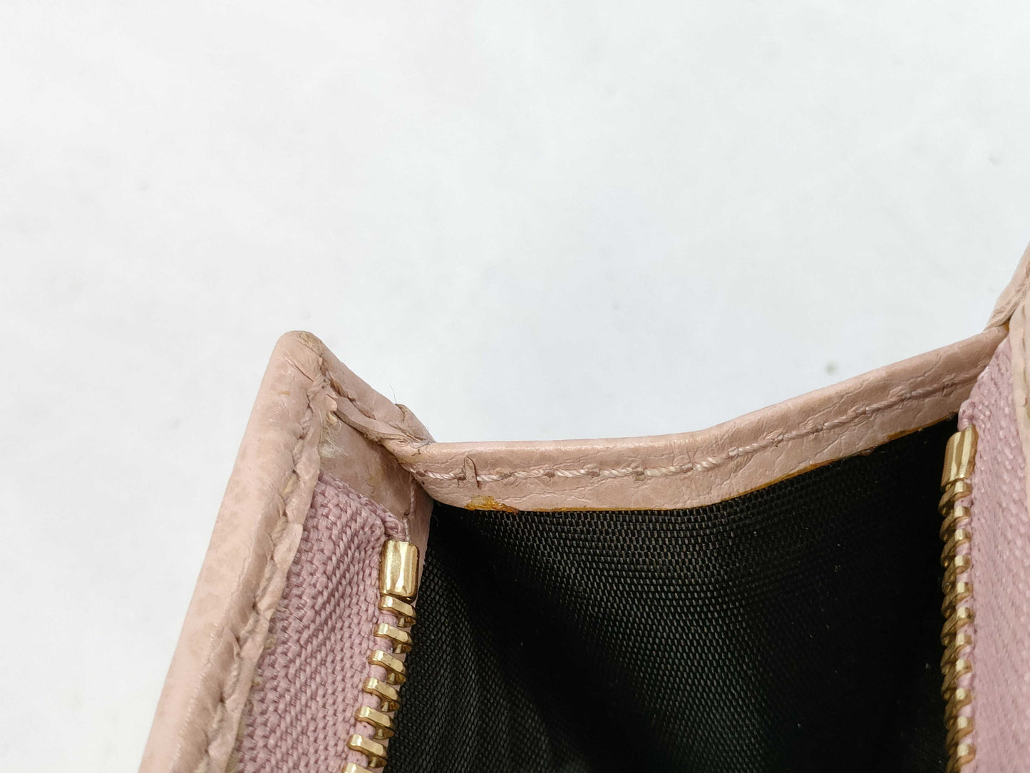 GUCCI GG Marmont folding wallet