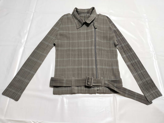 ISSEY MIYAKE Pleated Belted Top
