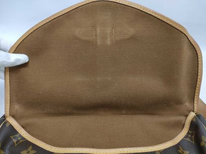 LOUIS VUITTON Monogram M42256 Saumur 30 Shoulder Bag