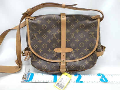 LOUIS VUITTON Monogram M42256 Saumur 30 Shoulder Bag
