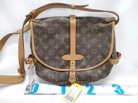 LOUIS VUITTON Monogram M42256 Saumur 30 Shoulder Bag