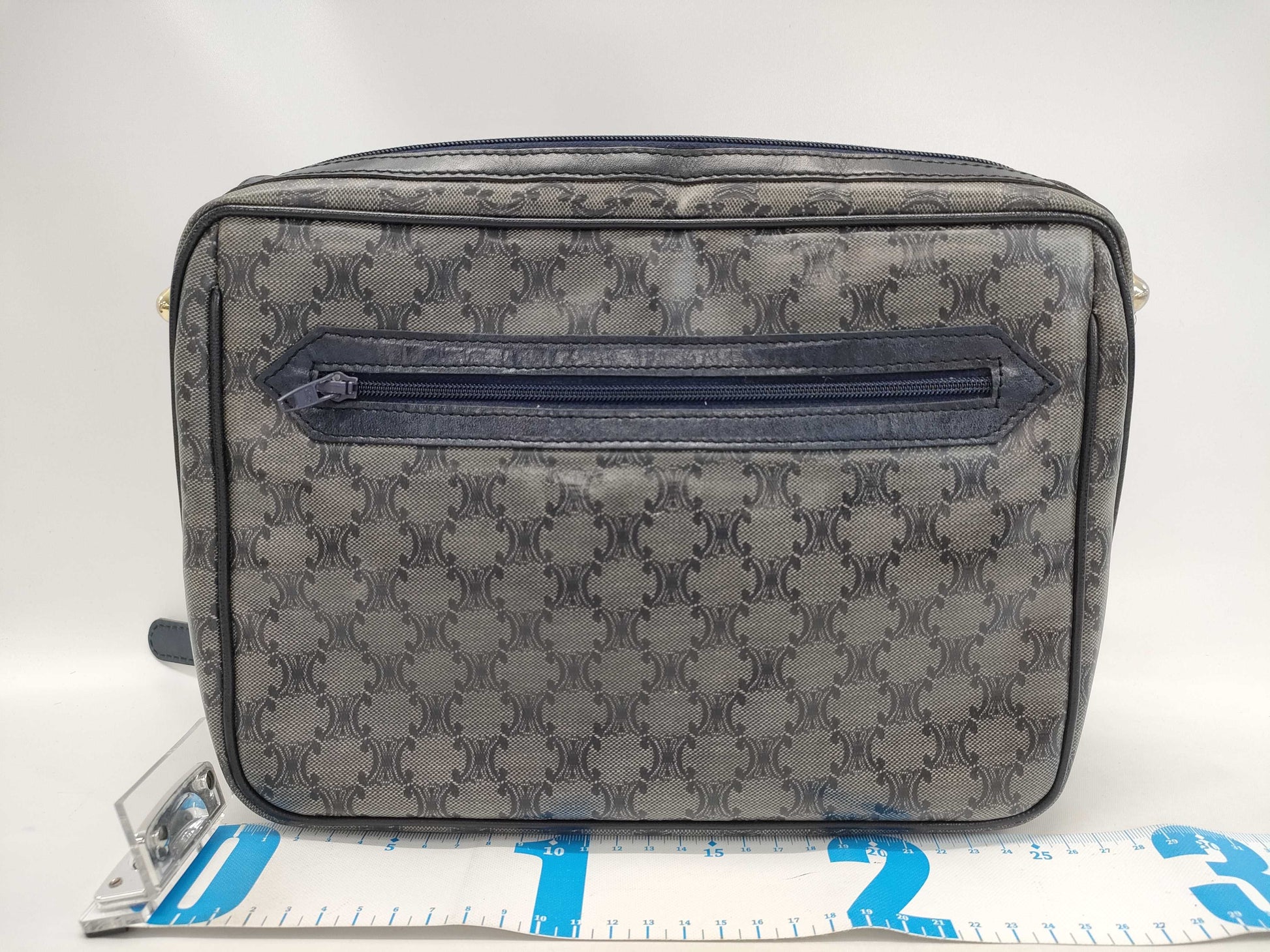 CELINE Shoulder Zipper Junk Shoulder Bag
