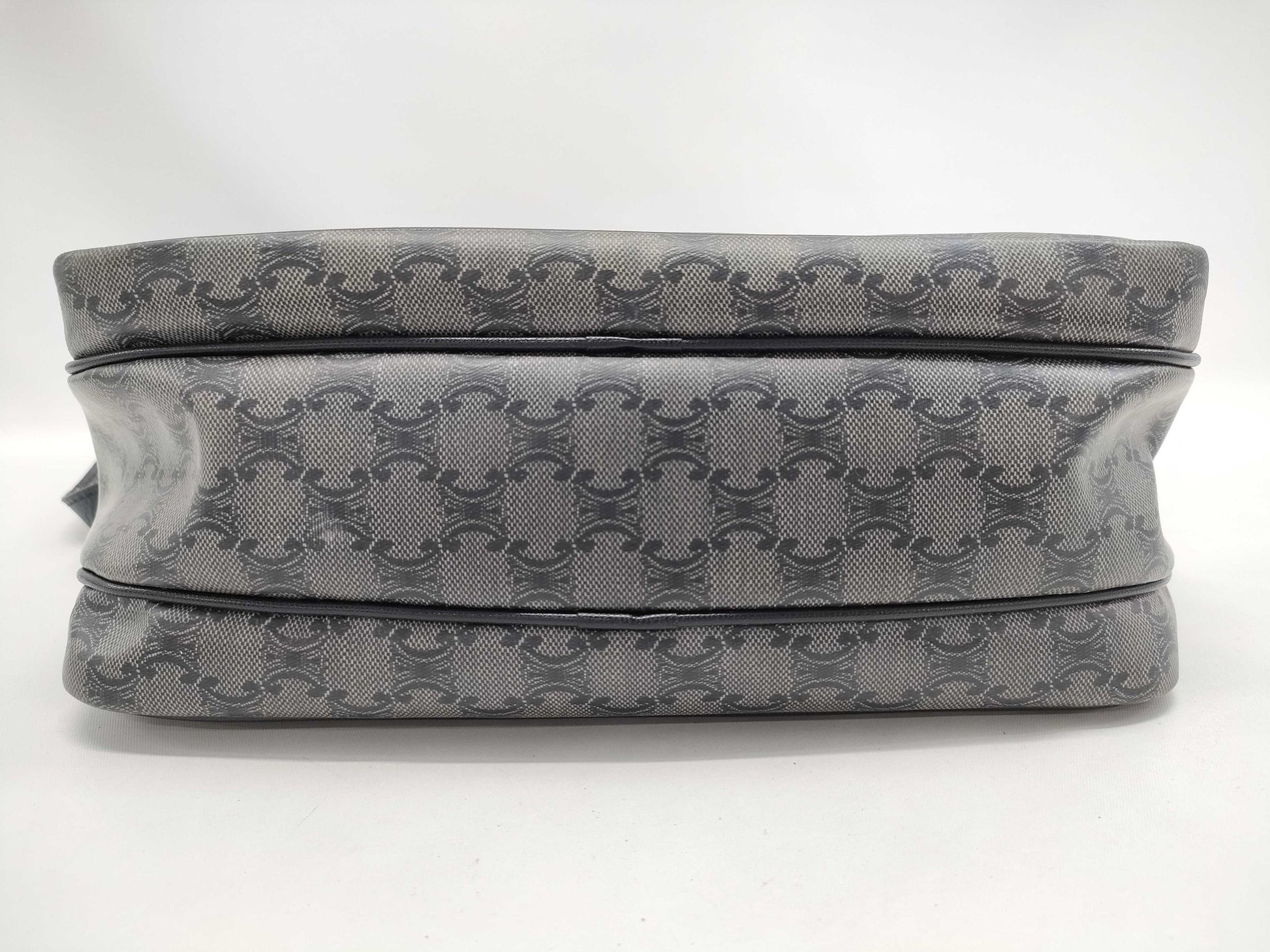 CELINE Shoulder Zipper Junk Shoulder Bag