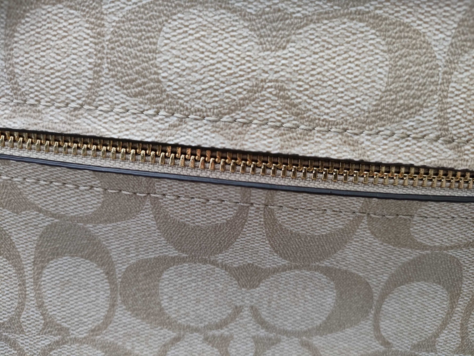 COACH Signature 2-way and other 3-piece shoulder bag set