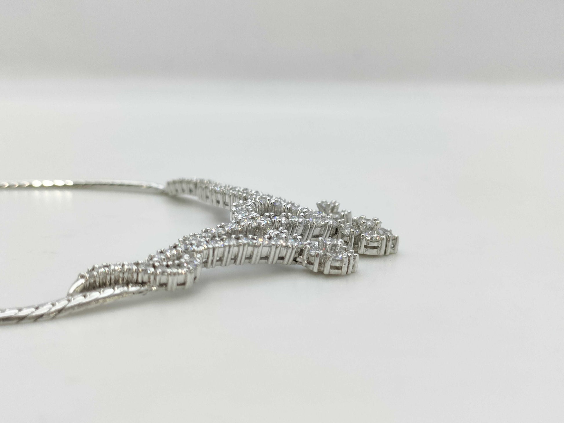D5.59ct PT900 36.3g Necklace 
