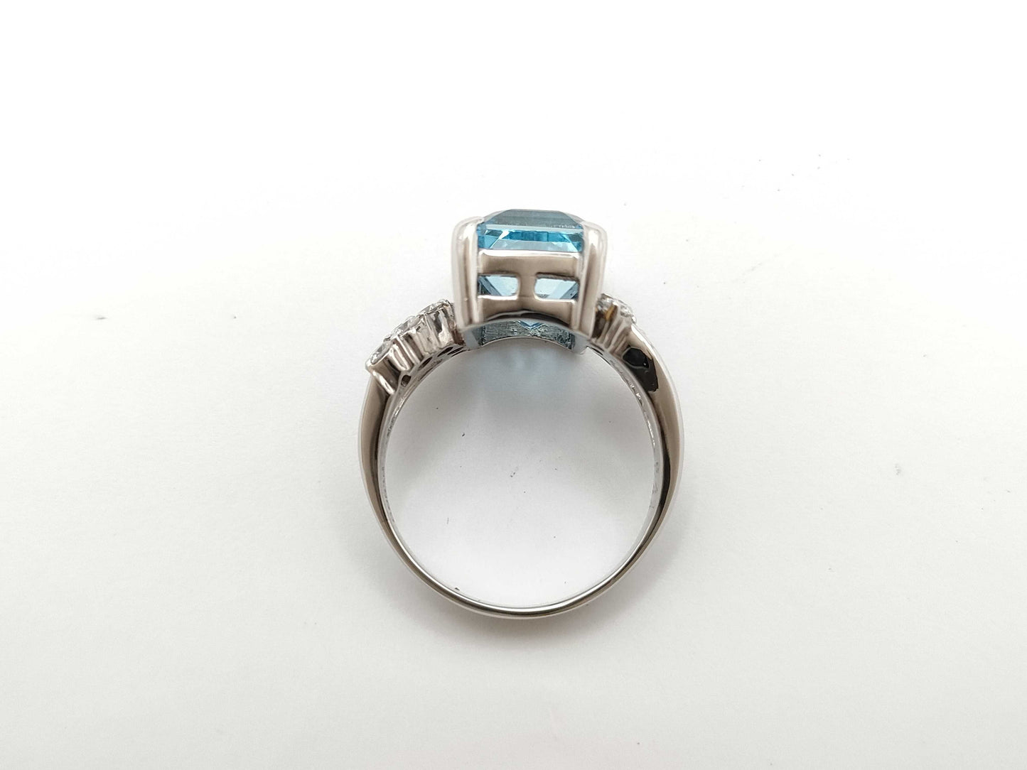 AQ 5.48ct D 0.44ct Pt900 9.1g Ring 