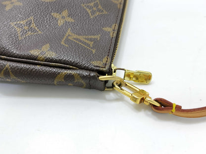 LOUIS VUITTON VI 1000 Monogram M40712 Pochette Accessoires Pouch